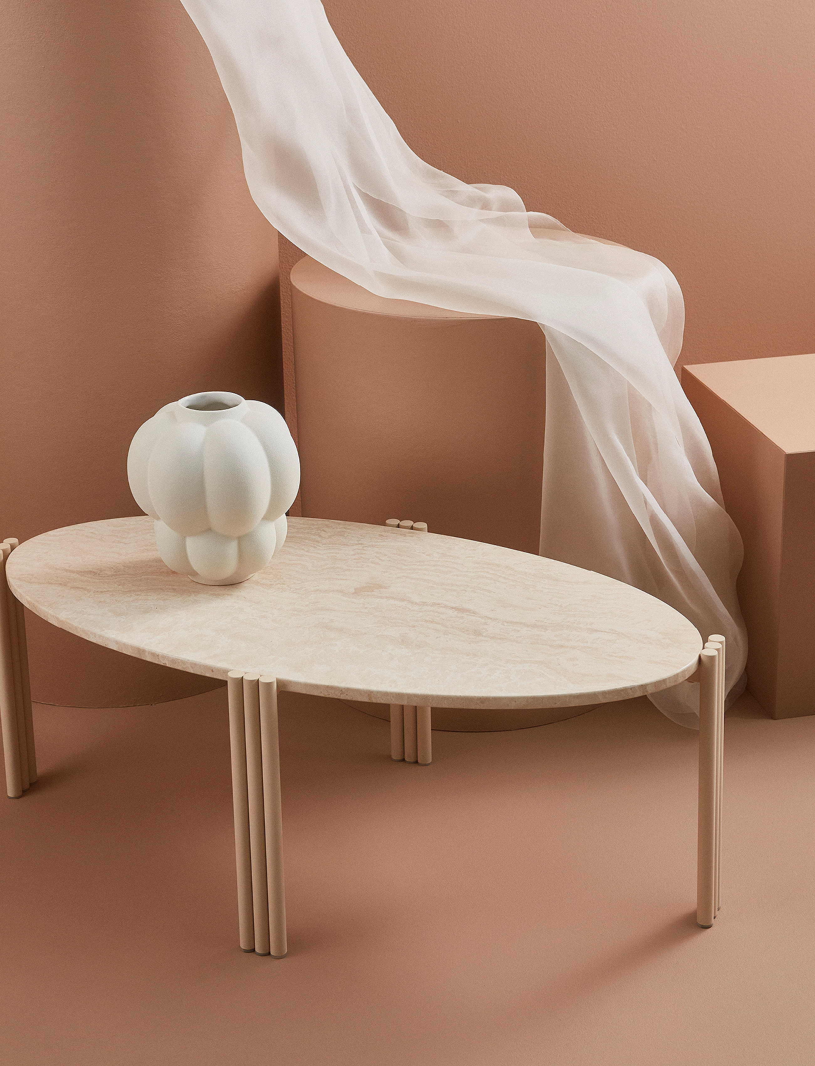 AYTM Uva Vase, Ø20XH22 cm, Cream, Vaser > Store Vaser, Unisex