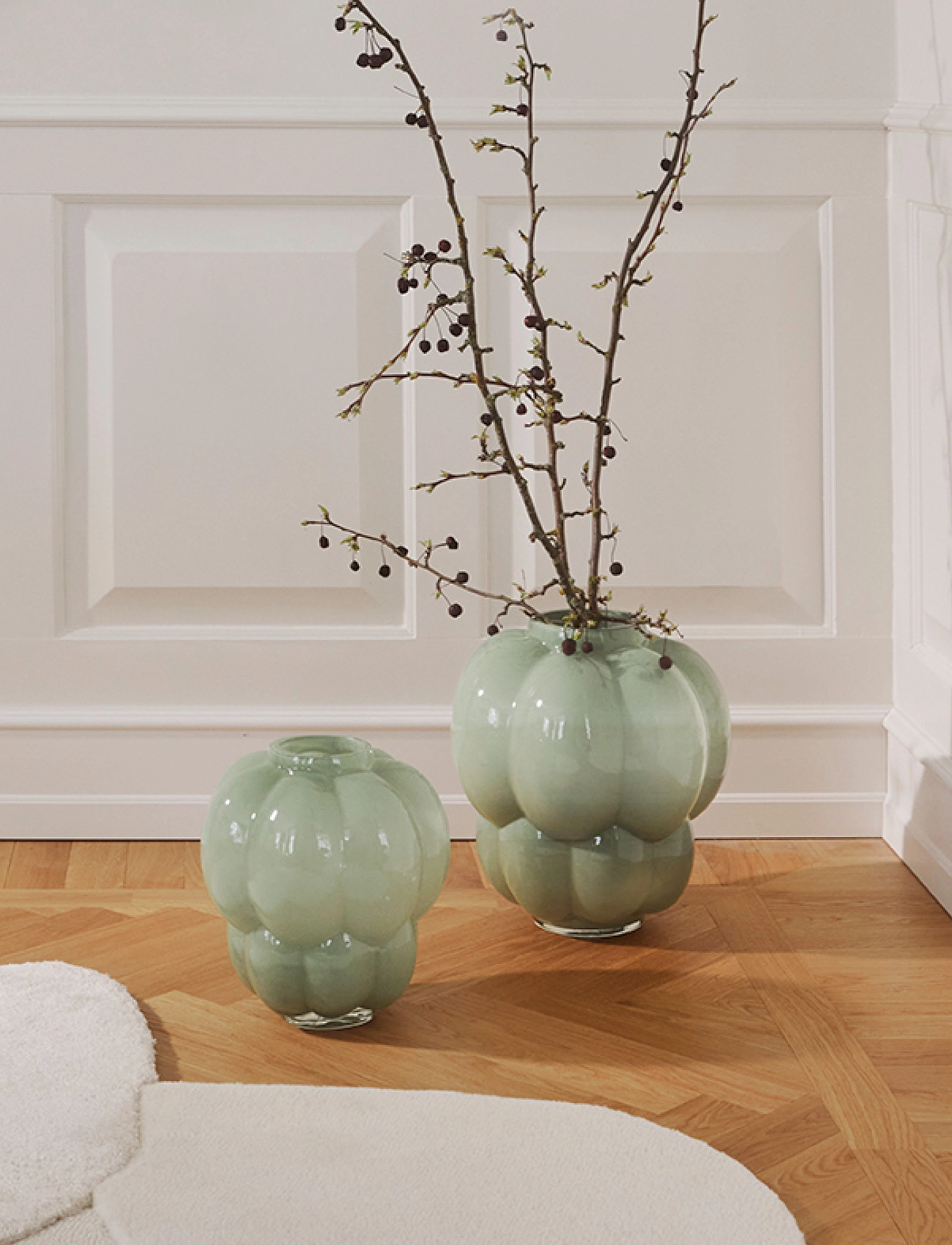 AYTM Uva Glas Vase, Ø32XH35 cm, Green, Vaser > Store Vaser, Unisex
