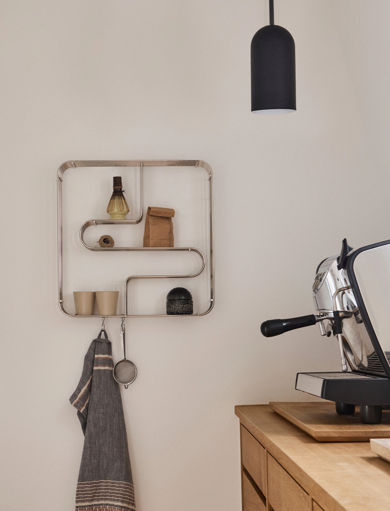 AYTM - CURVA display shelf square - badezimmerverwahrung - silver - 1