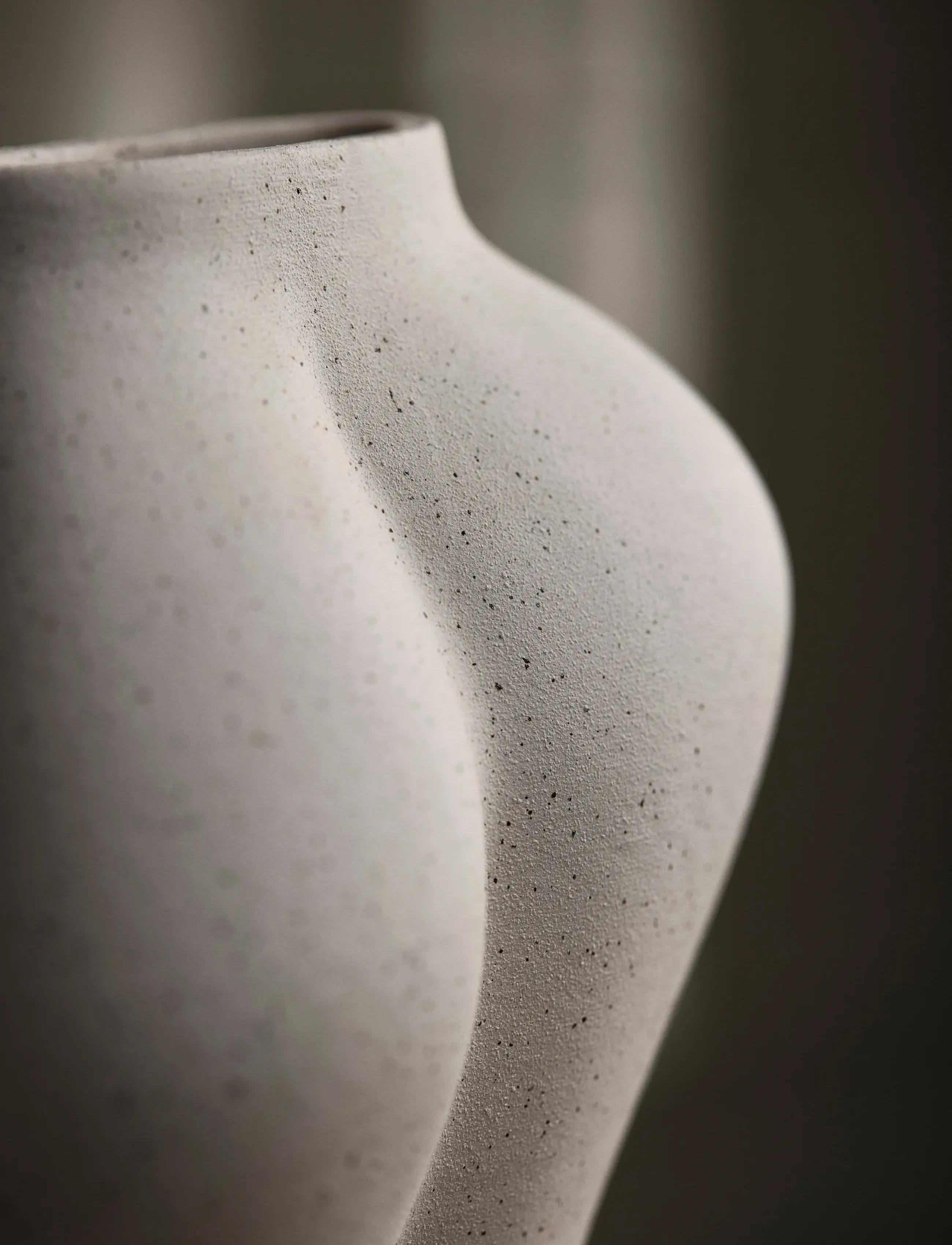 AYTM - SALTARE vase wide - vaasid - cream - 3