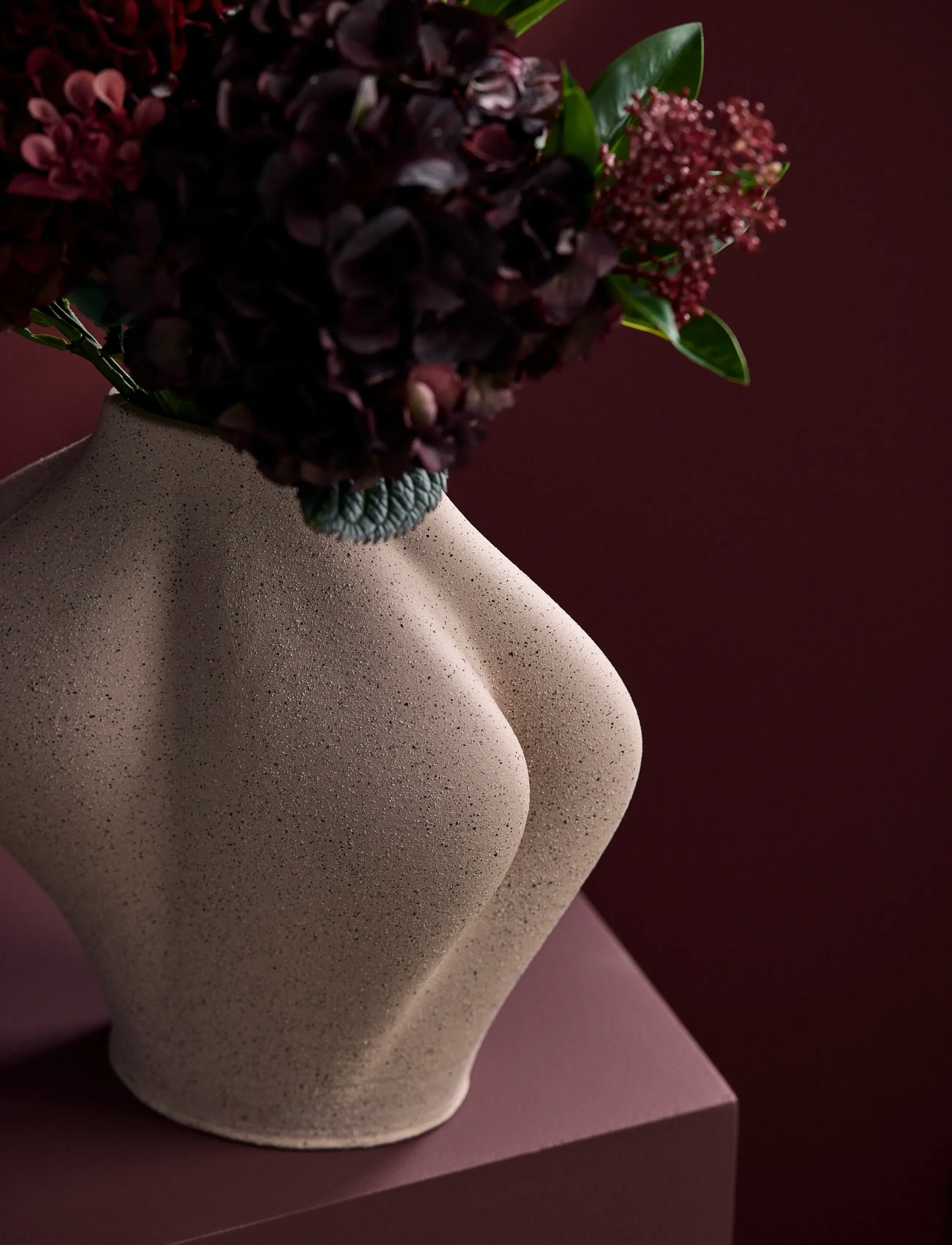 AYTM Saltare Vase Bred, Ø13.8XH30 cm, Pink, Vases > Other Vases, Unisex