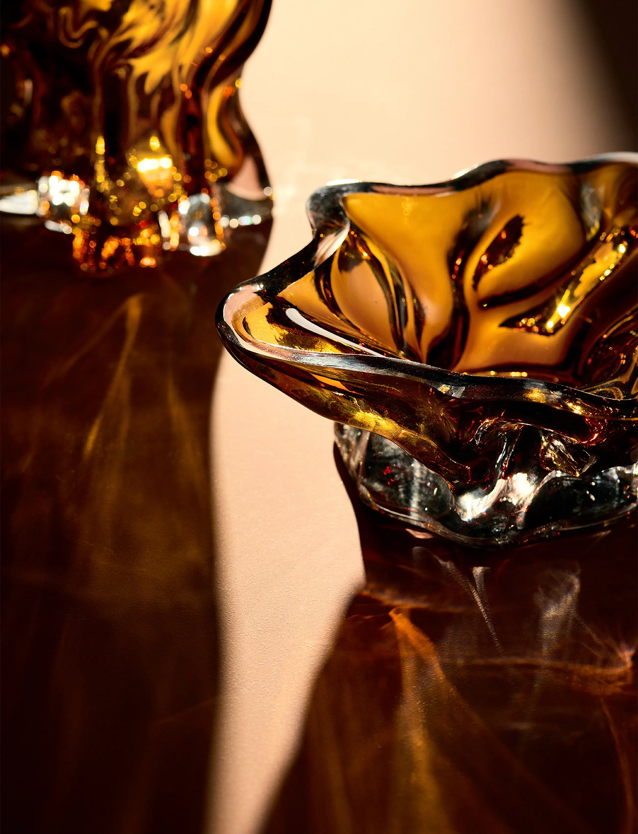 AYTM - VENA bowl - amber - 4