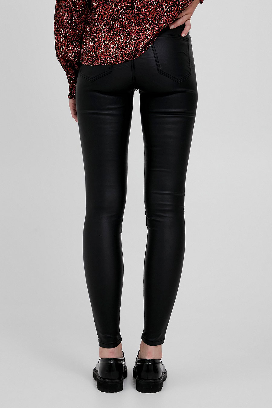 b.young - Kato Kiko jeans - kitsad teksad - black - 3