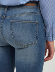 b.young - Lola Luni jeans - - džinsa bikses ar tievām starām - light blue - 4