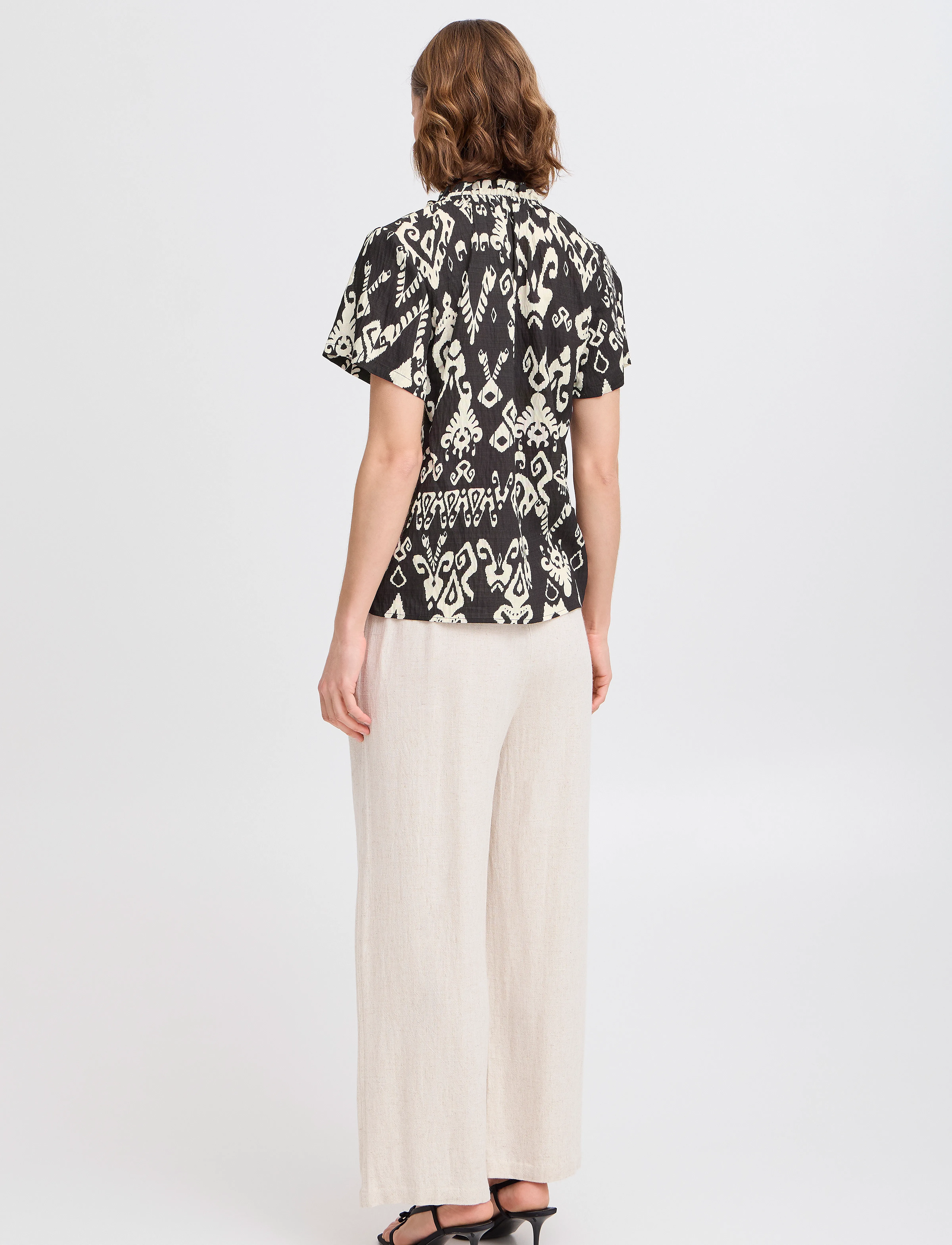 b.young - BYJASMINA VNECK BLOUSE - - kortærmede bluser - black eth mix - 4