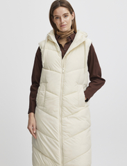 b.young - BYBOMINA WAISTCOAT 6 - dunveste - birch - 3