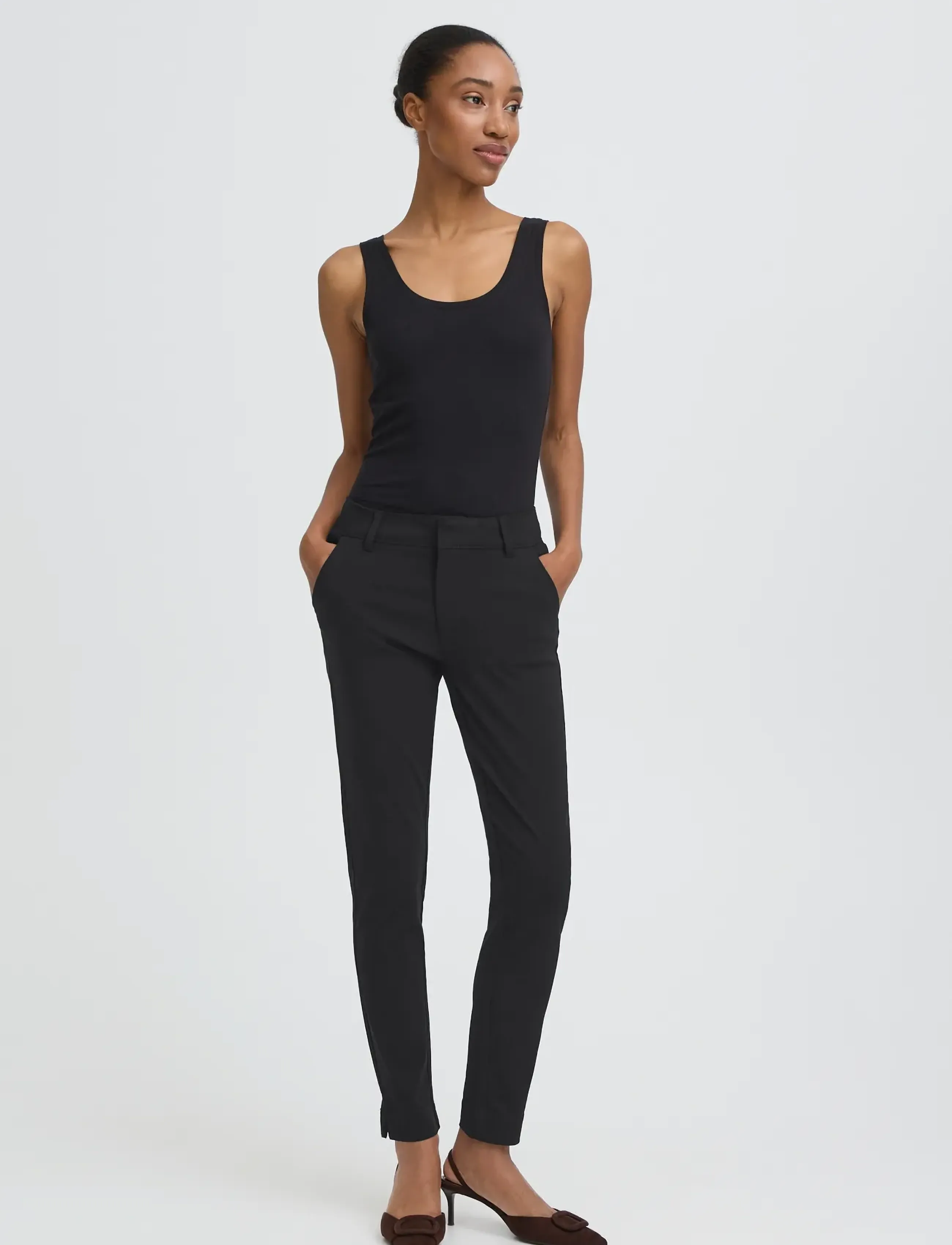 b.young Bydixi Chino Pants, 34, Trousers, Schwarz - Chinos, Frauen