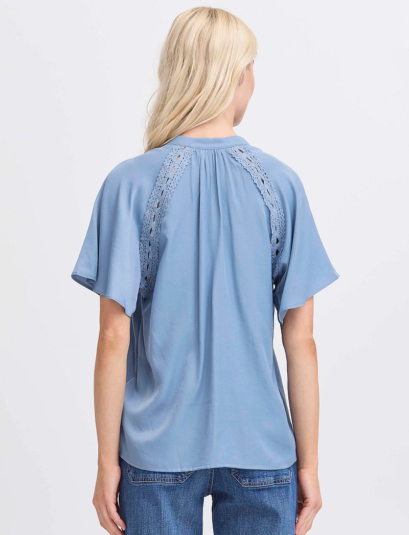 b.young - BYHACCA BLOUSE - - kurzämlige blusen - blue horizon - 3