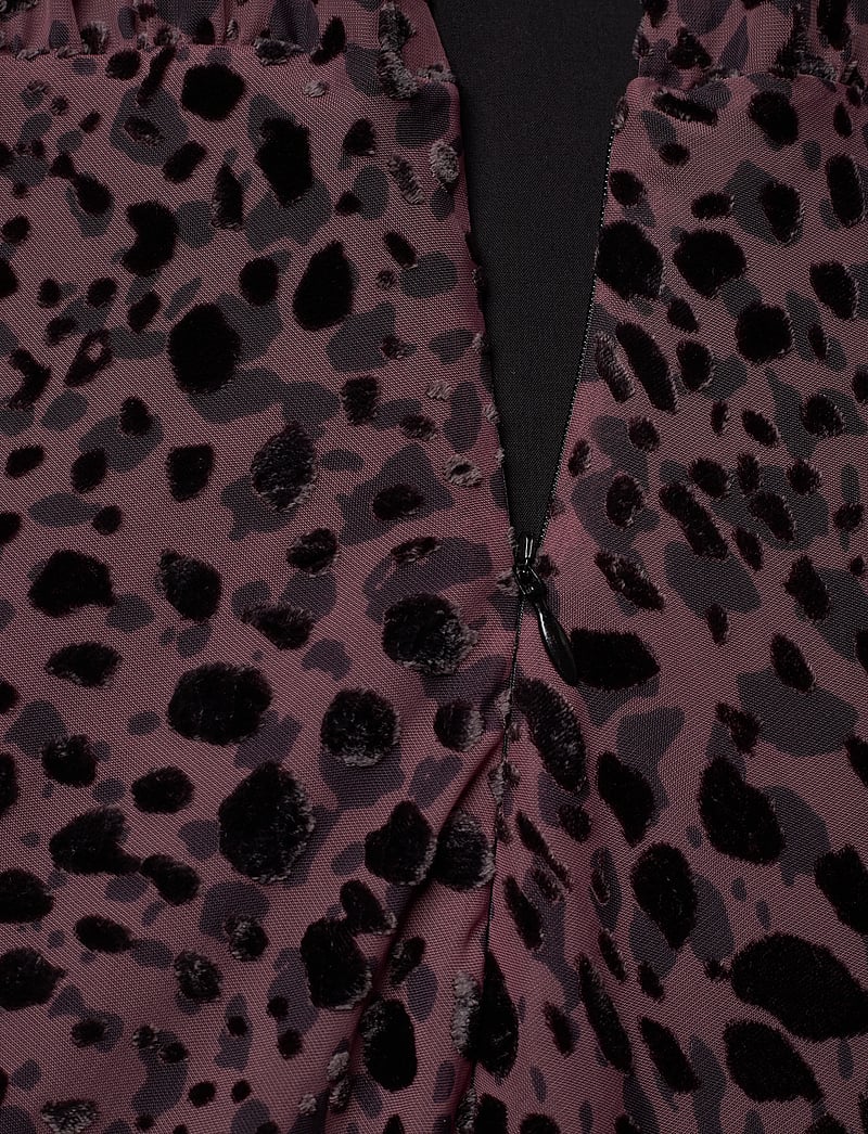 ba&sh - DRESS DUNY - midi dresses - bordeaux - 4