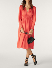 ba&sh - KOLL DRESS - midi kjoler - corail - 2