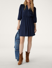 ba&sh - KOSEE DRESS - short dresses - bleunuit - 2