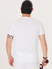 Babolat - PLAY CREW NECK TEE MEN - short-sleeved t-shirts - 1000 white/white - 6