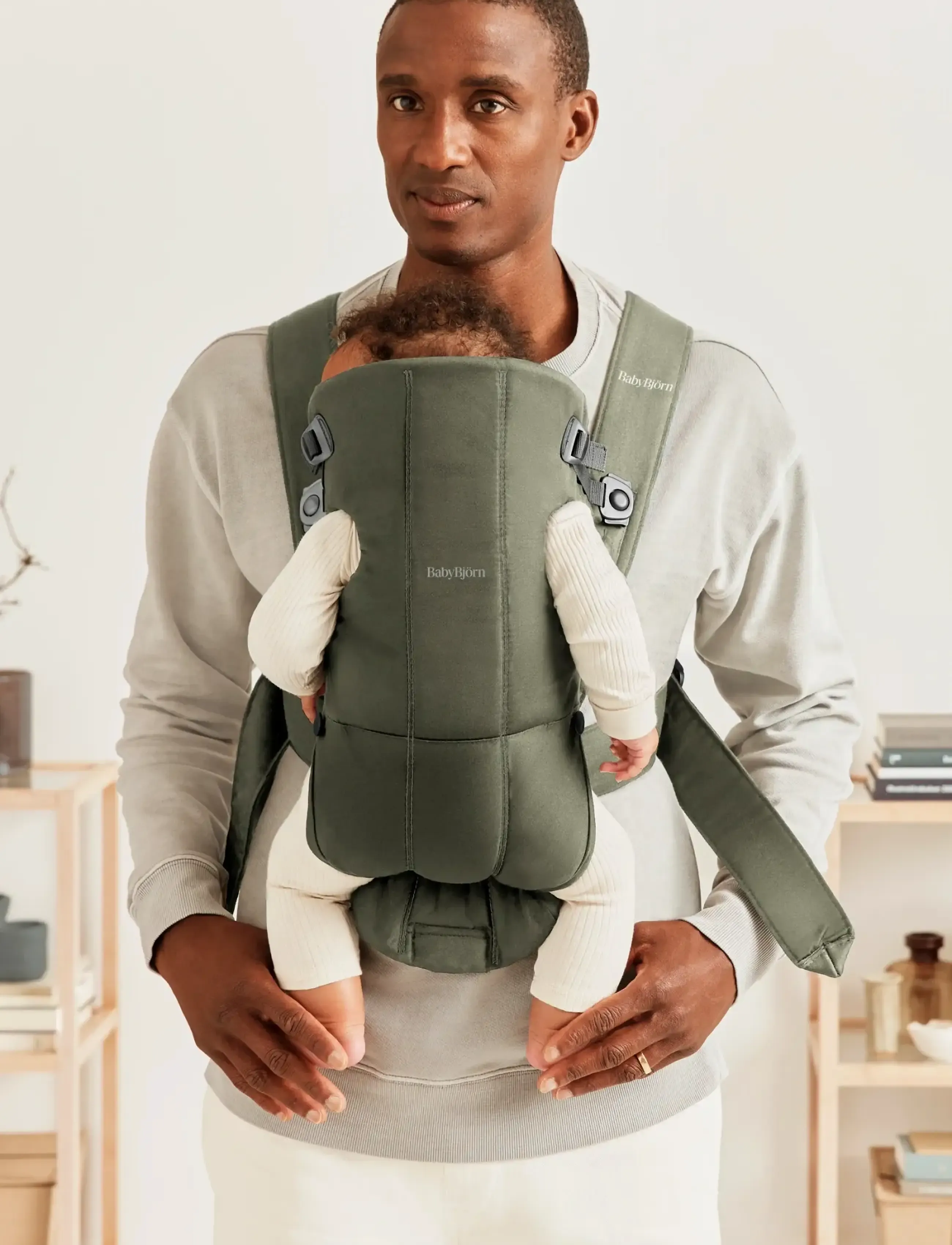 BabyBjörn Babybjörn Baby Carrier Mini, Woven, Dark Green, One Size, Green, Baby Carriers & Baby Wraps > Baby Carries, Børn