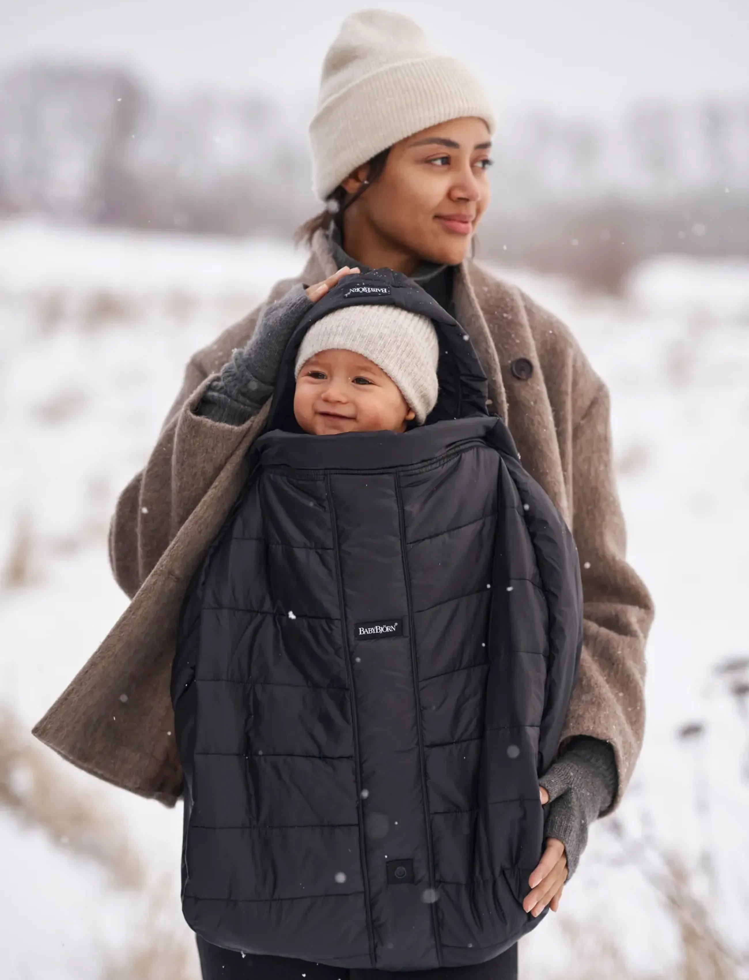 BabyBjörn Babybjörn Babybjörn Winter Cover For Baby Carrier, Black, One Size, Black, Baby Carriers & Baby Wraps > Baby Carries, Børn