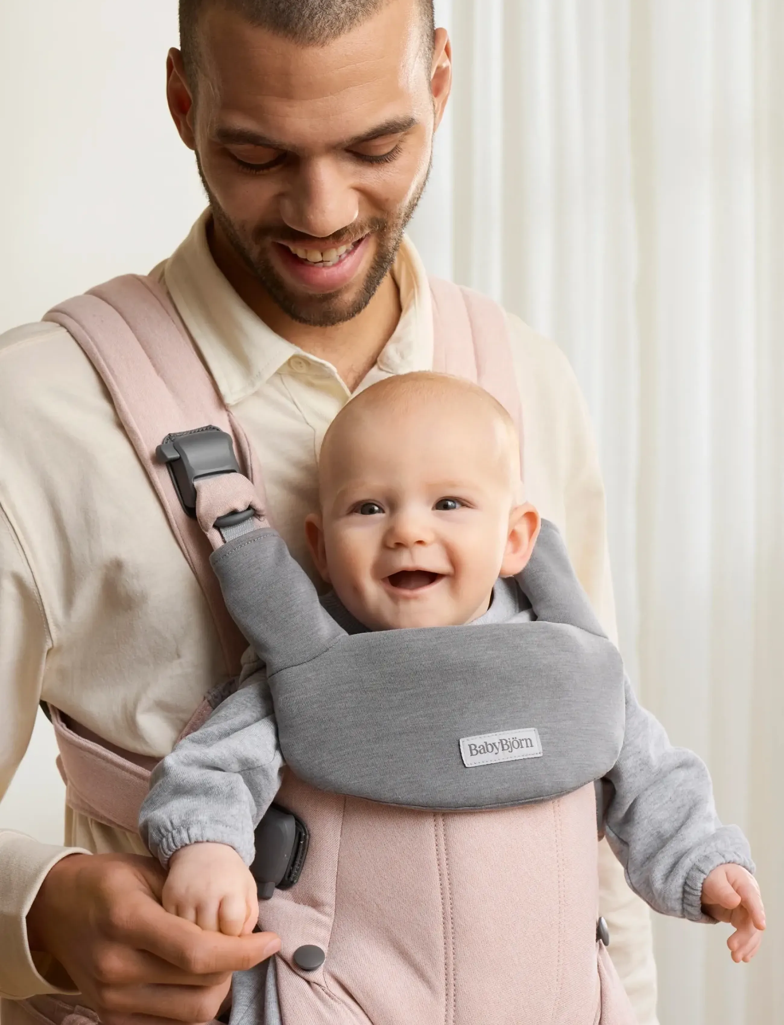 BabyBjörn Bib For Baby Carrier Harmony, Jersey, Light Grey, Bæresele Hagesmæk, Grå, Str: ONE SIZE