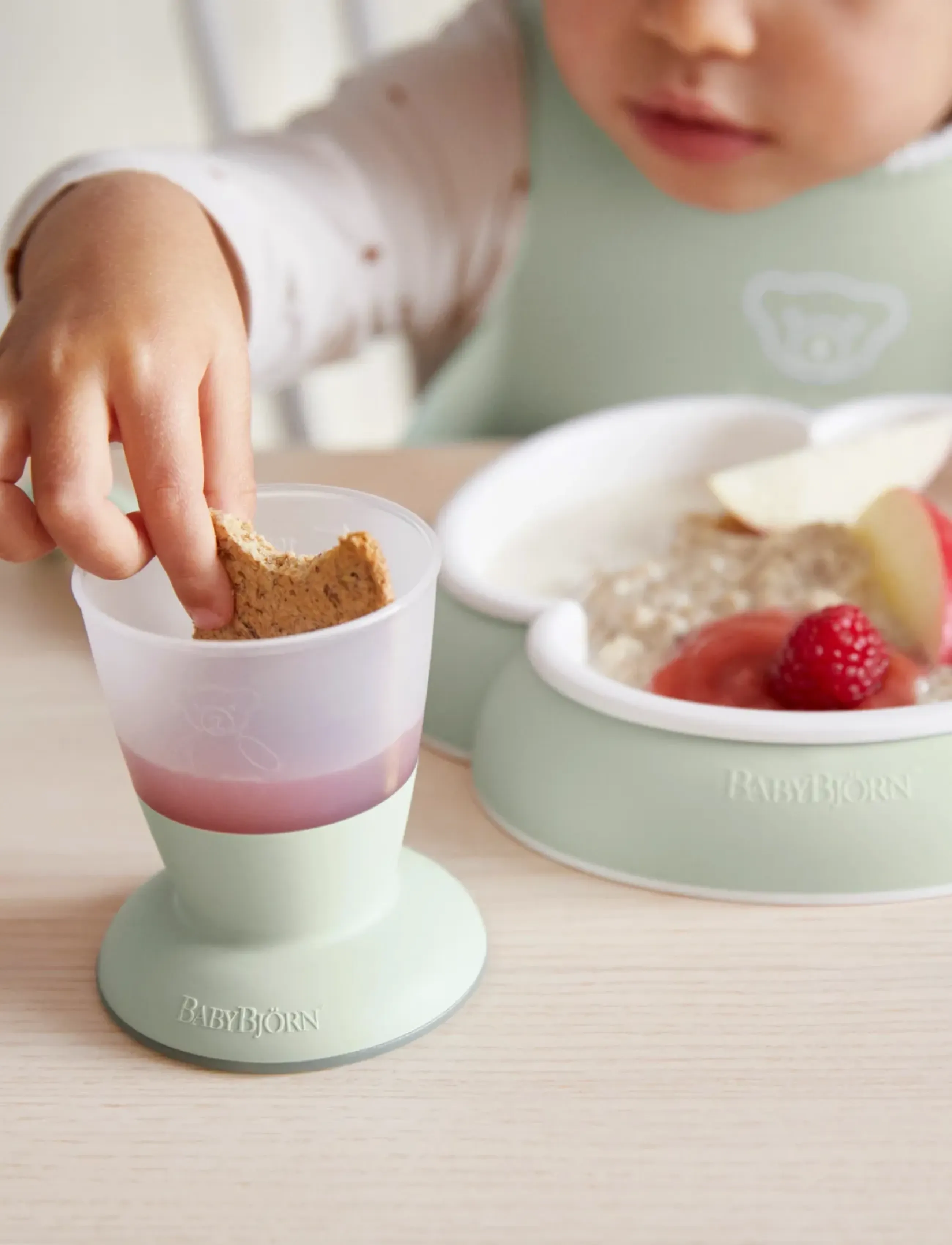 BabyBjörn - BabyBjörn Baby Dinner Set, Powder Green - vaisselle - powder green - 5