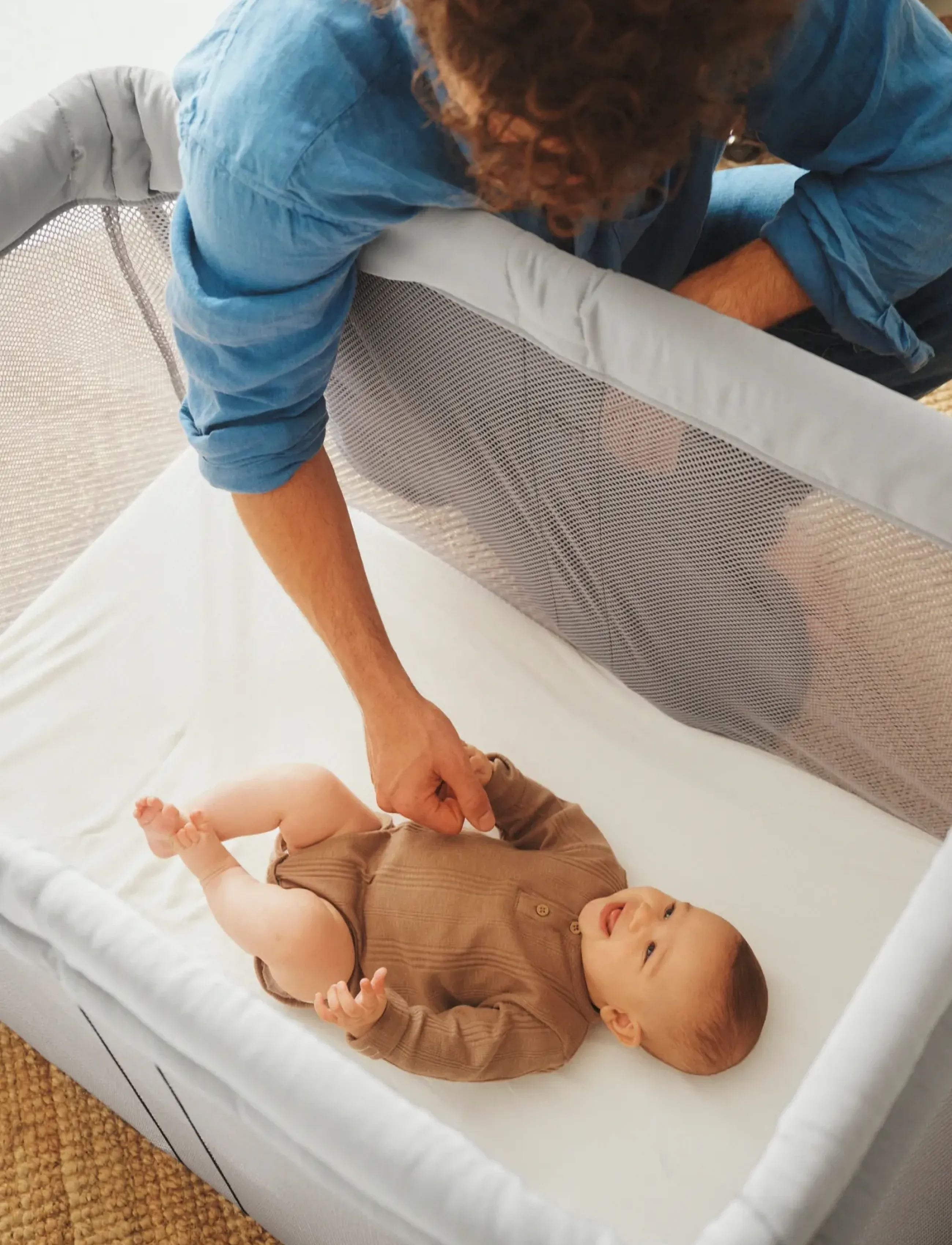 BabyBjörn - BabyBjörn Travel Cot Light, Silver + Fitted Sheet - reisebetten - silver - 5