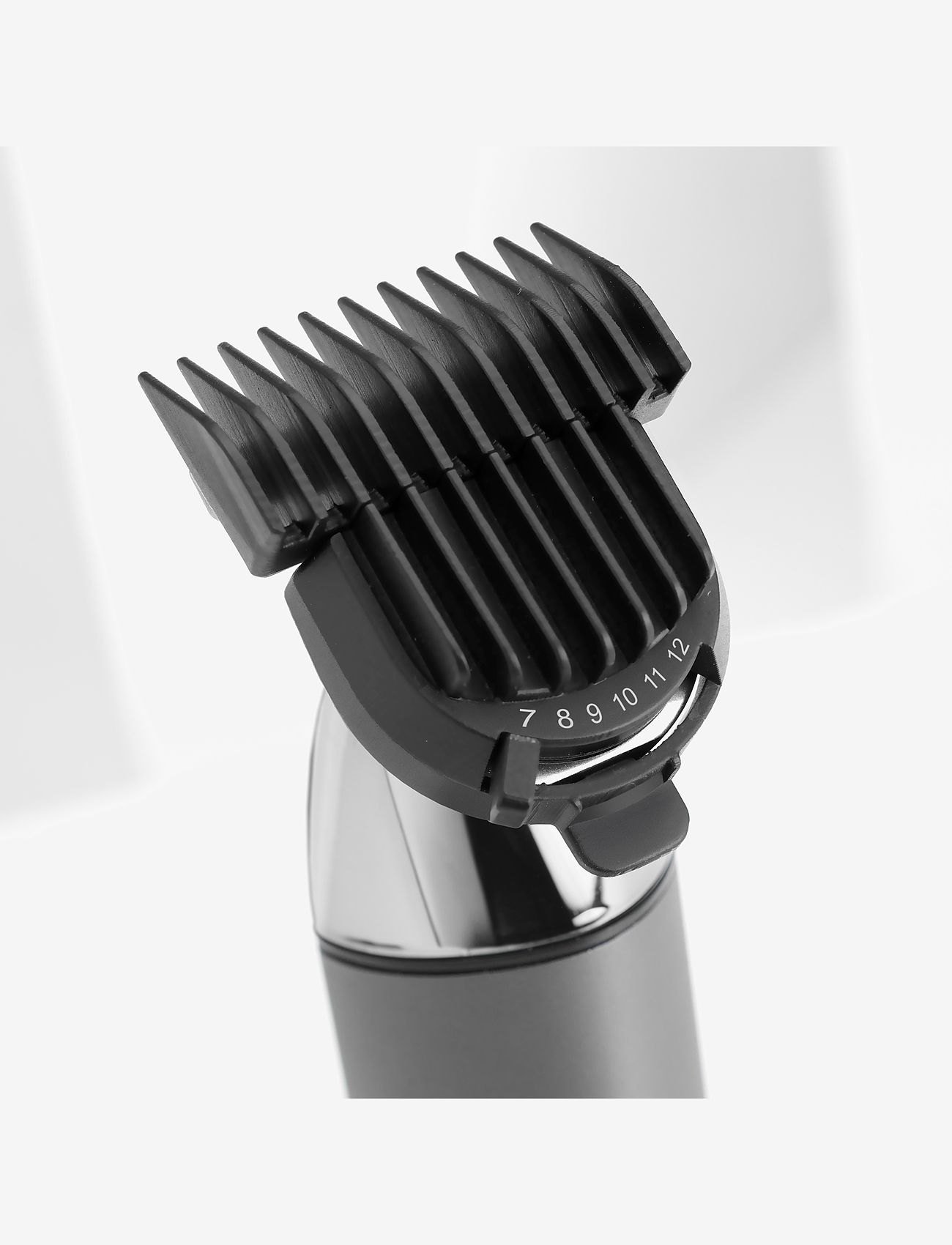 BaByliss - Super-X Metal Series Beard Trimmer - over 500 kr - black - 4