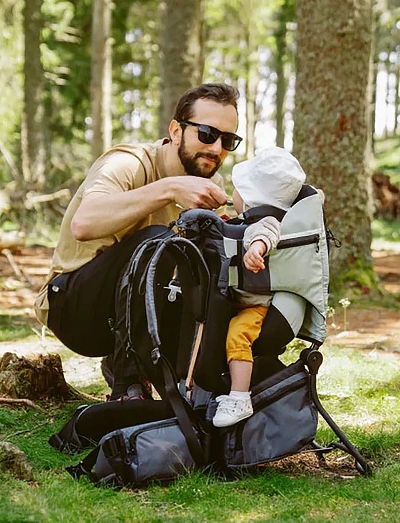 BabyMoov - MOOV & HIKE SAGE GREEN - babytragen & tragetücher - sage green - 2