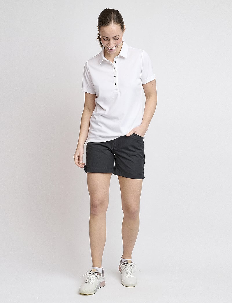 BACKTEE - Ladies Performance Short - golf-shorts - black - 4