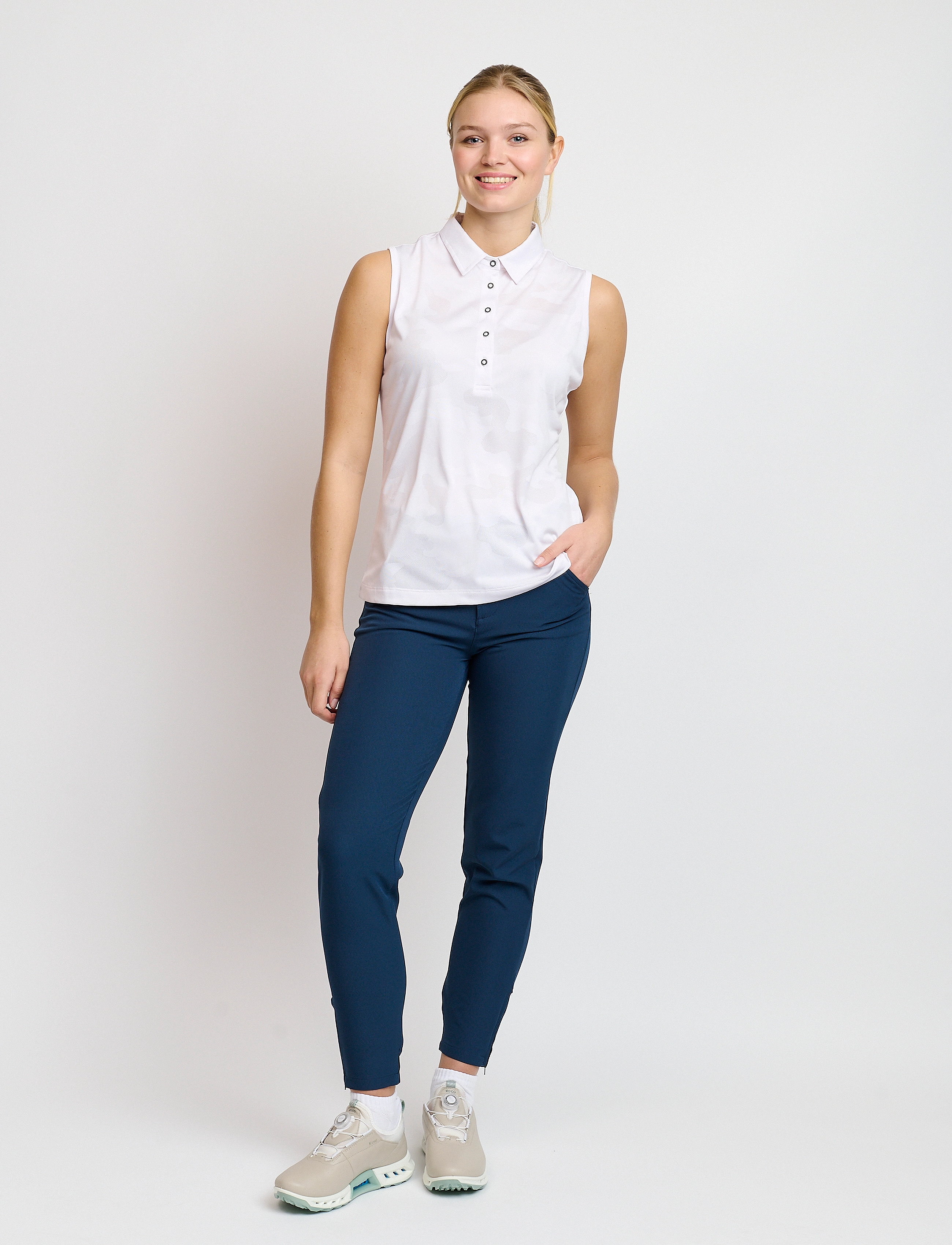 BACKTEE - Ladies Camou Top - sport tops - optical white - 3