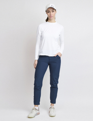BACKTEE - Ladies First Skin Round Neck - langermede topper - optical white - 3