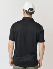 BACKTEE - Mens Performance Polo - toppar & t-shirts - black - 2
