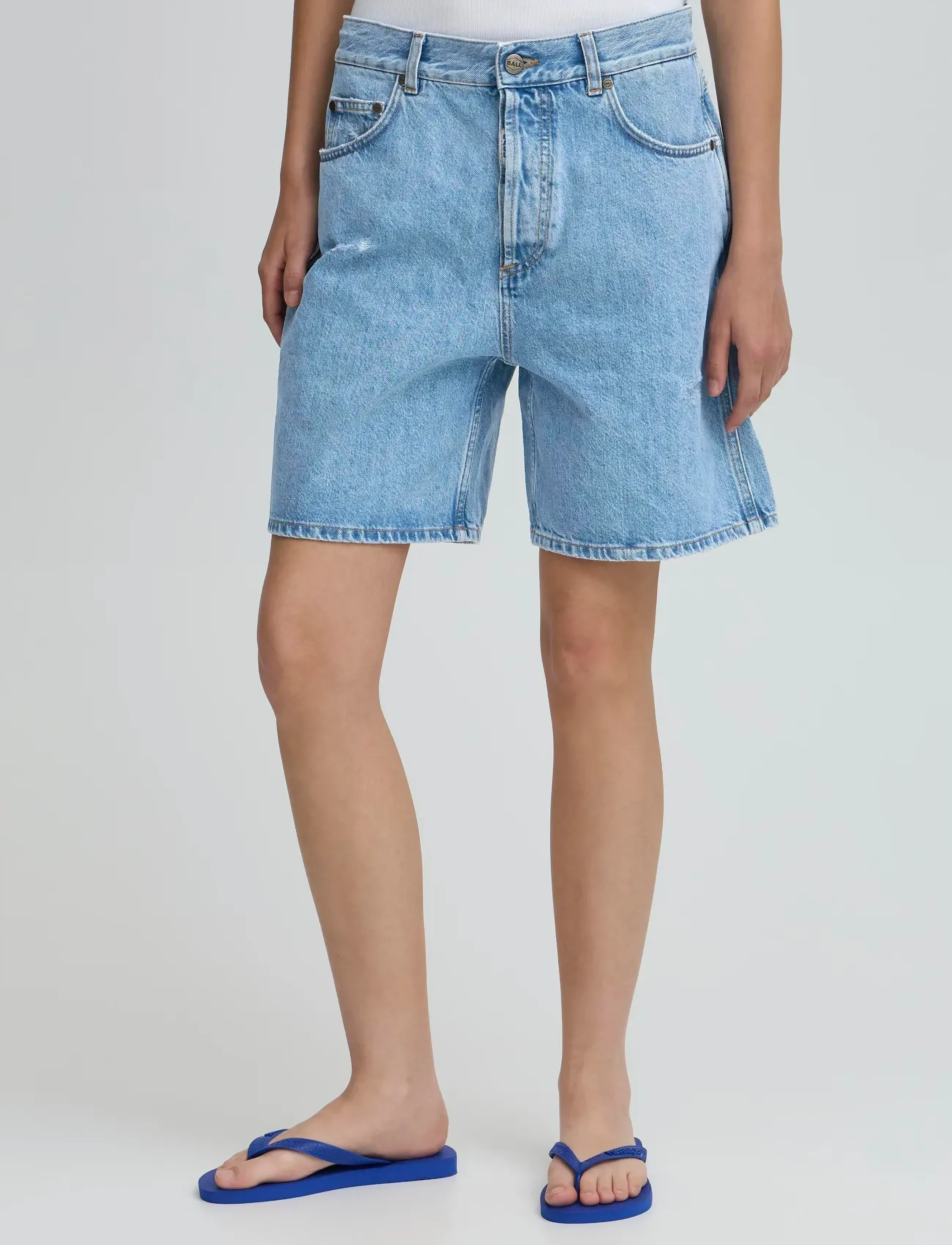 BALL - BASERRE DENIM SHORTS - farkkushortsit - light blue denim - 3
