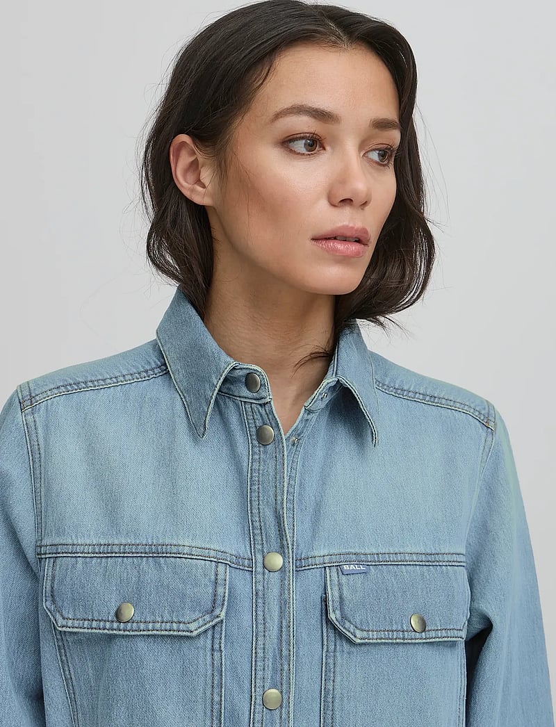 BALL - BALEON DENIM SHIRT - denimskjorter - light blue denim - 5