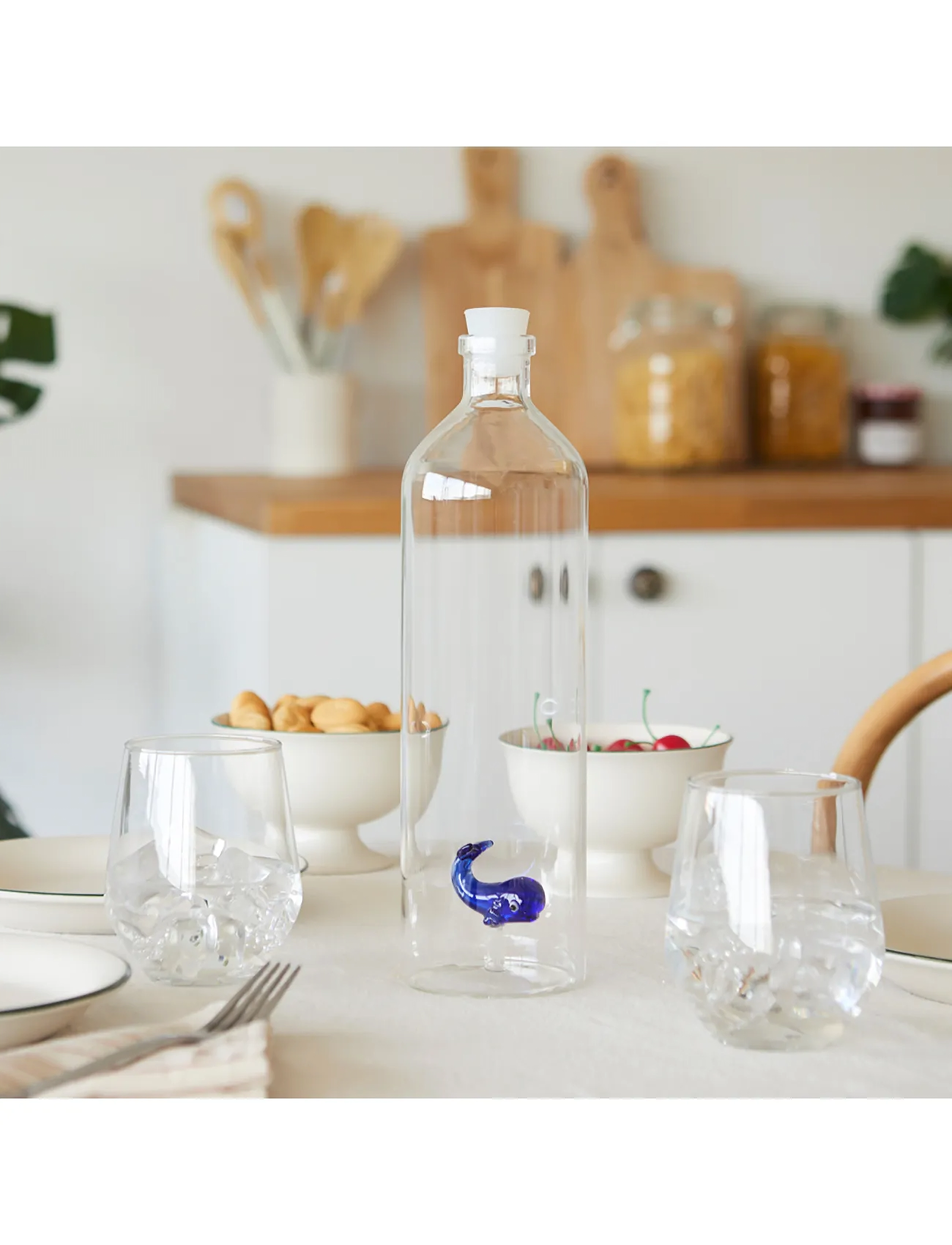 Balvi - Flaske Atlantis, Blåhval, 1,2l, Borosilikatglas - vandkarafler - blue whale - 4