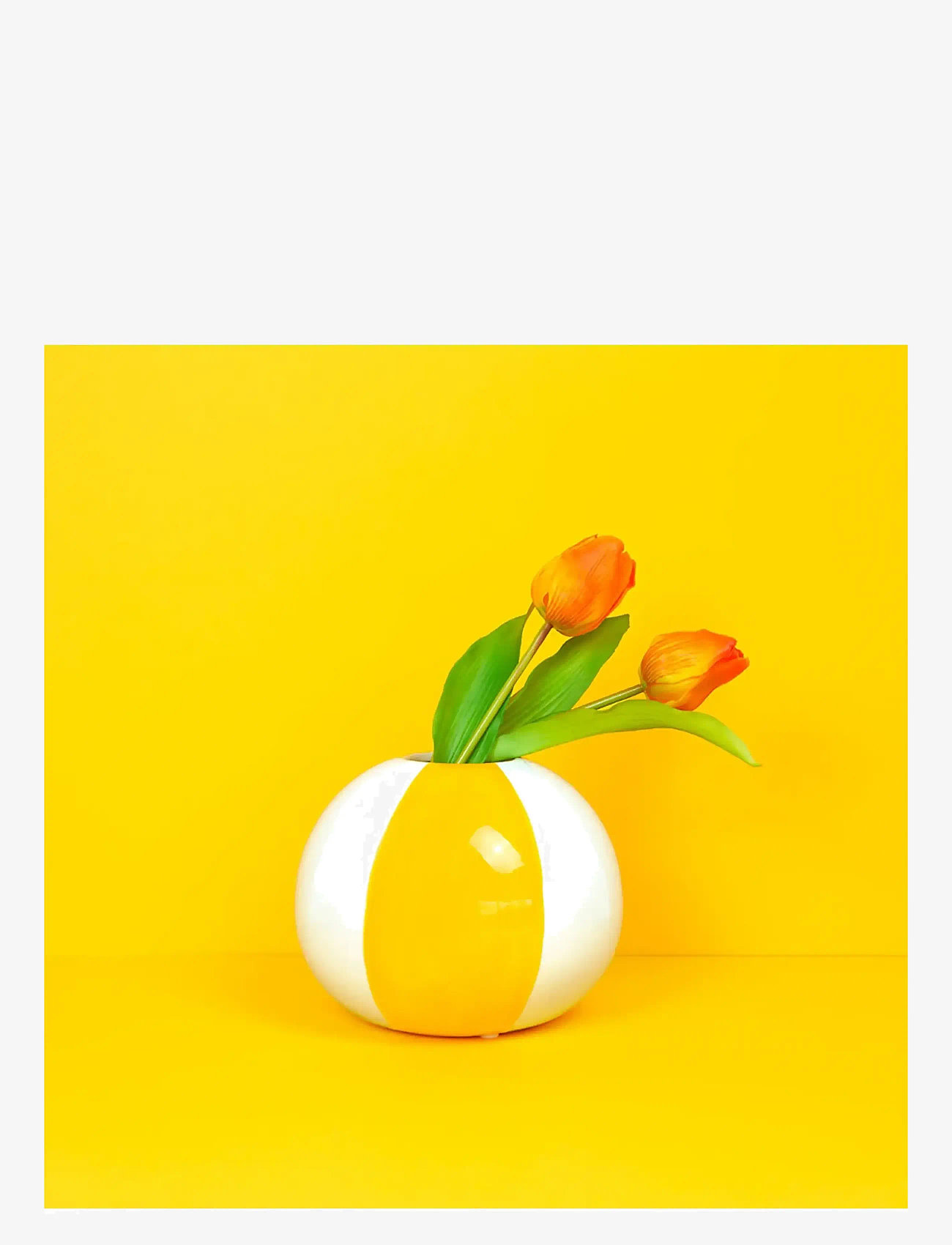 Balvi - Ceramic vase Beachball. Yellow 14 cm - nach preis einkaufen - yellow/ white - 5