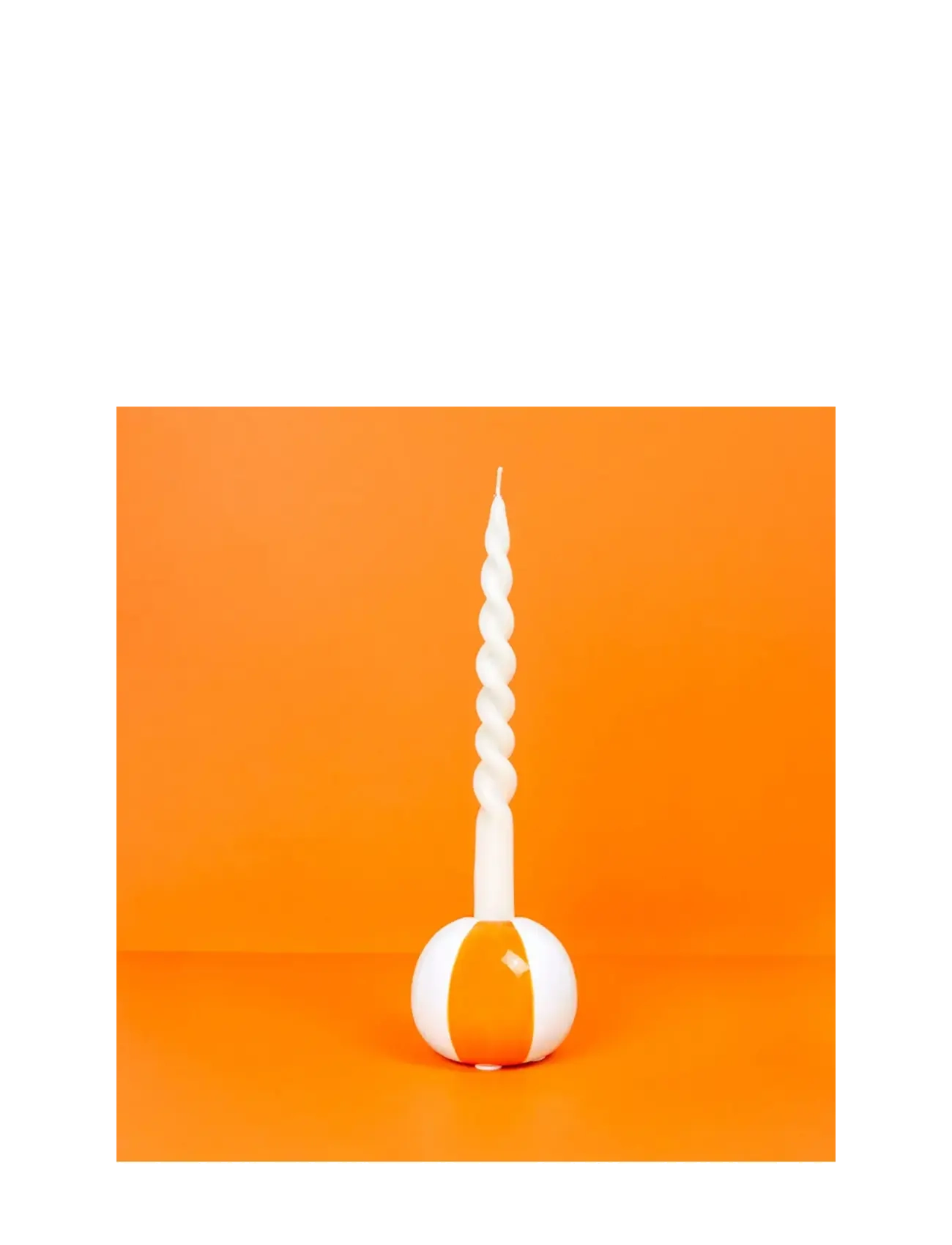 Balvi - Ceramic candle holder Beachball, Orange 8 cm - küünlajalad - orange/ white - 2