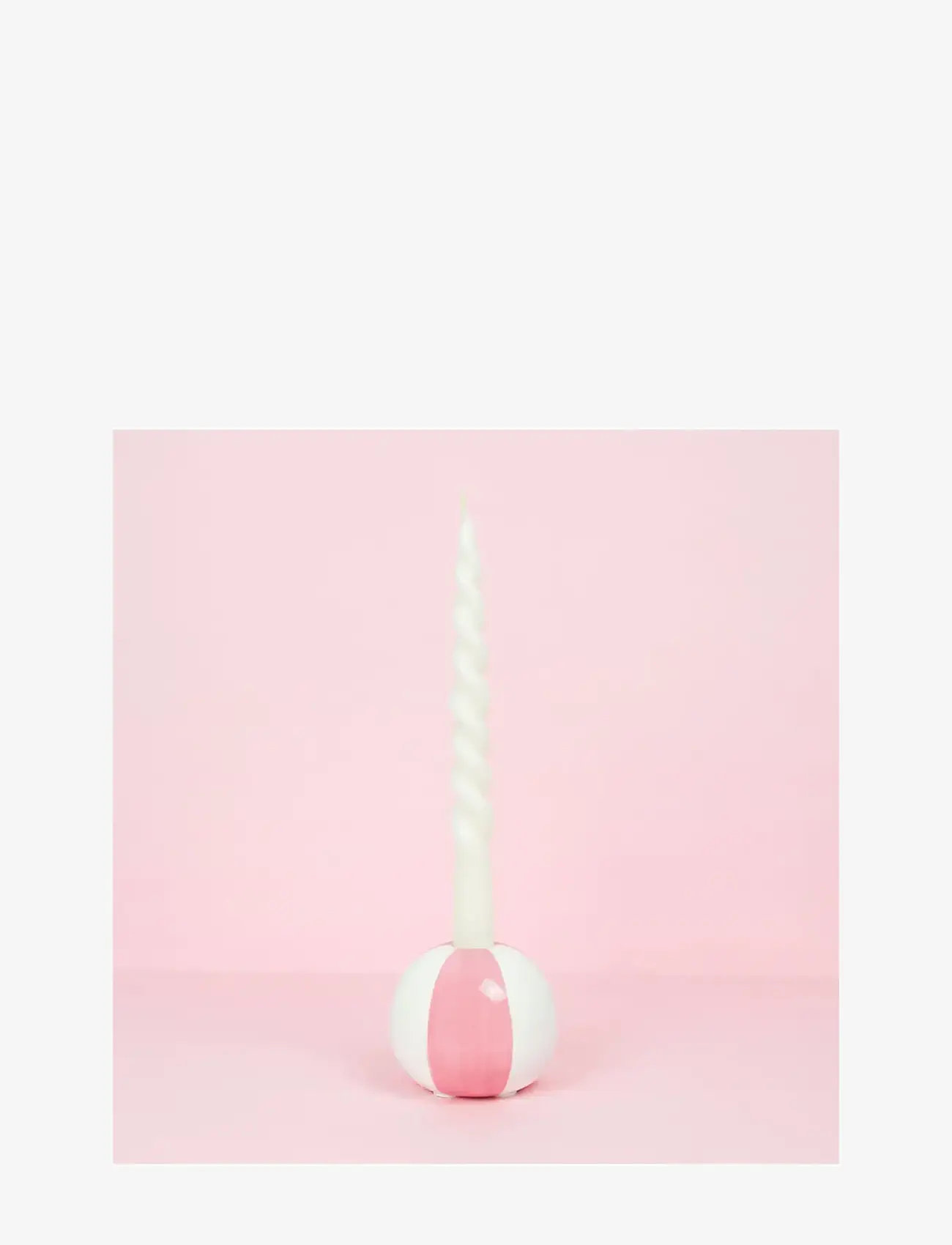 Balvi - Ceramic candle holder Beachball, Pink 8 cm - kerzenständer - pink/ white - 2