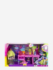 Barbie - Extra Doll & Vanity Playset - dukker - multi color - 5