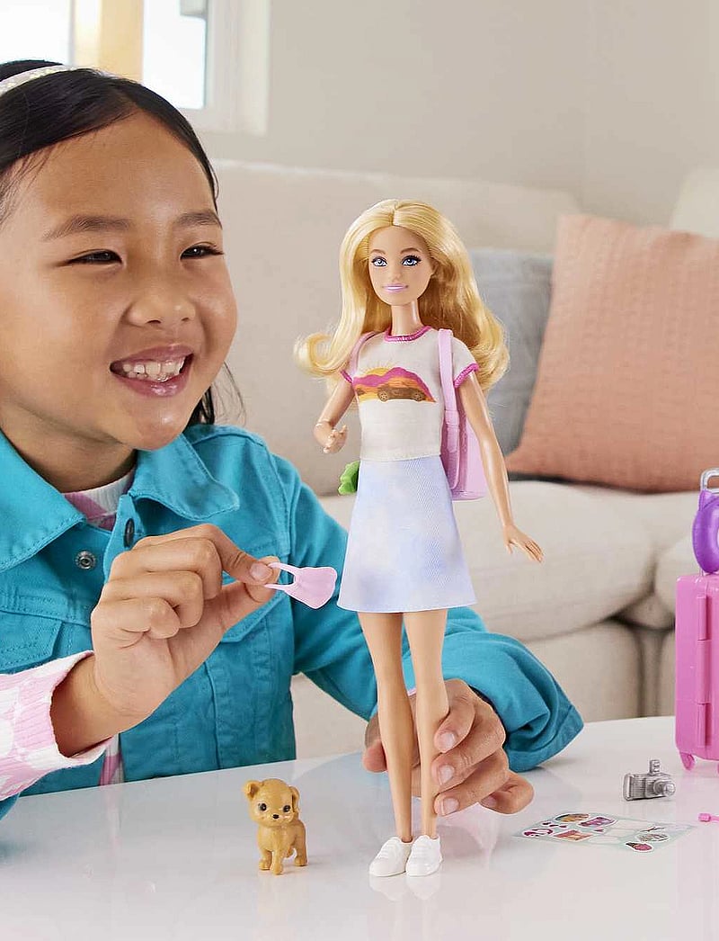 Barbie - Barbie Family Refreshed Travel Barbie - dúkkur - multi color - 0