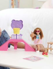Barbie - Chelsea Doll and Playset - legesæt - multi color - 10
