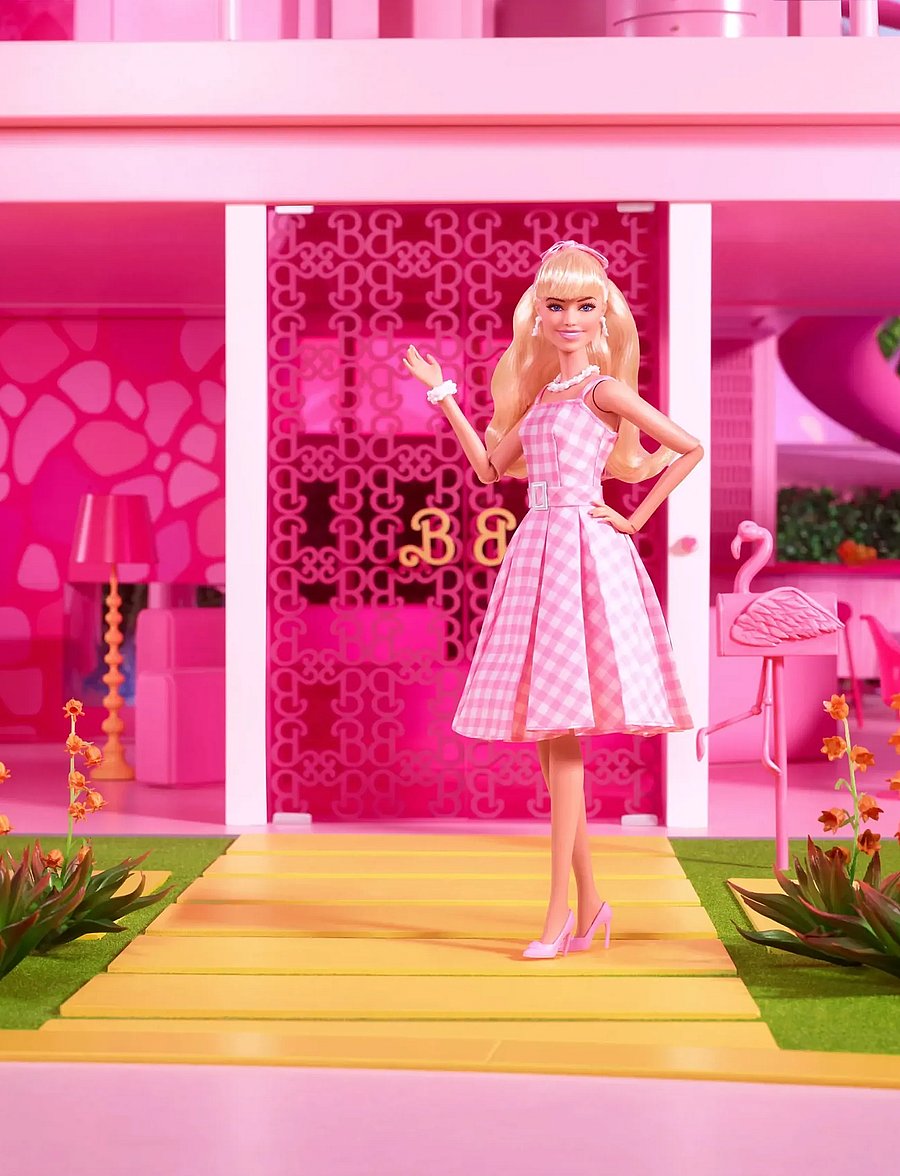 Barbie - Signature The Movie Collectible Doll, Margot Robbie as in Pink Gingham Dress - dukker - multi color - 0