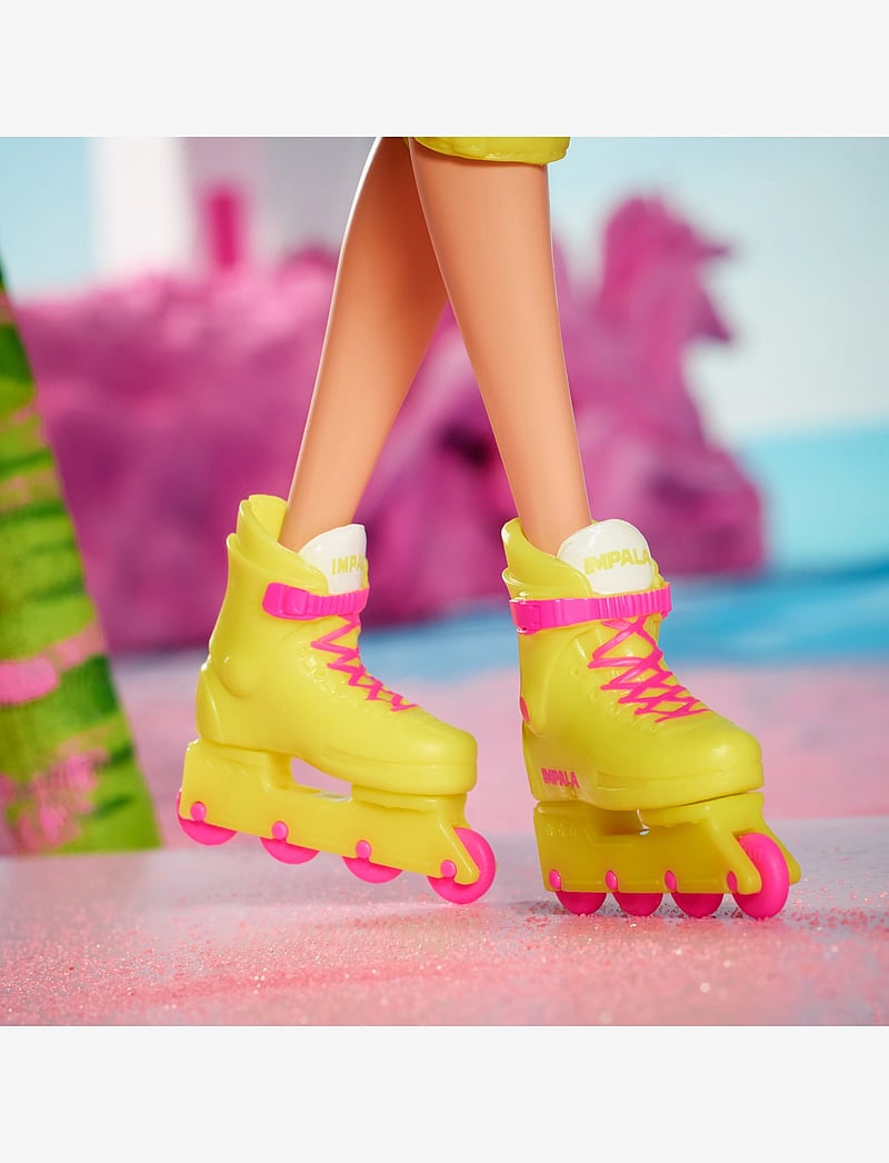 Barbie - Signature The Movie Collectible Doll, Margot Robbie as in Inline Skating Outfit - geschenke für kinder - multicolor - 4