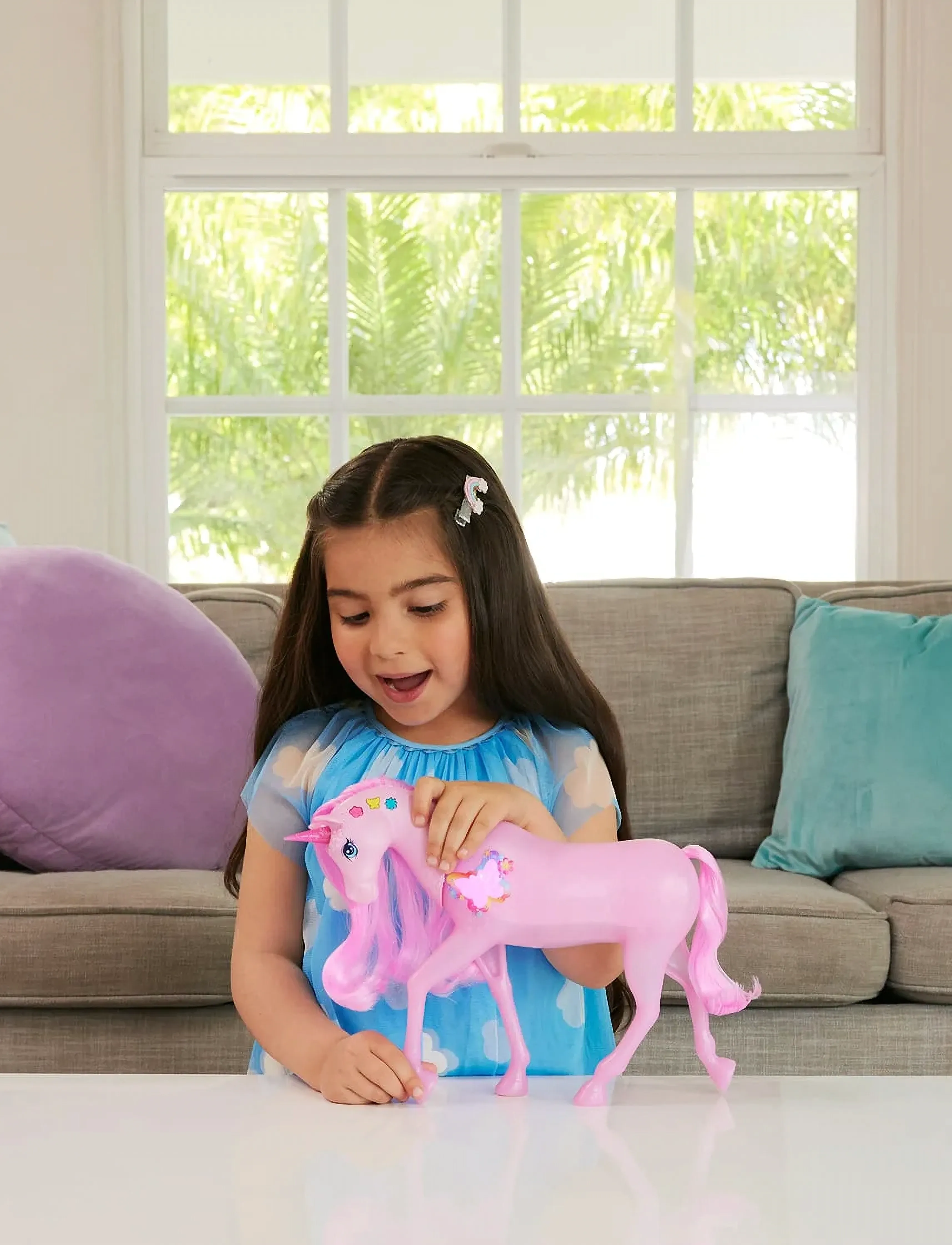 Barbie Sparkle Lights Toy Unicorn With 20 Interactive Combos Of Lights, Sounds & Music, One Size, Playsets Action Figures, Mehrfarbig/gemustert - Anim