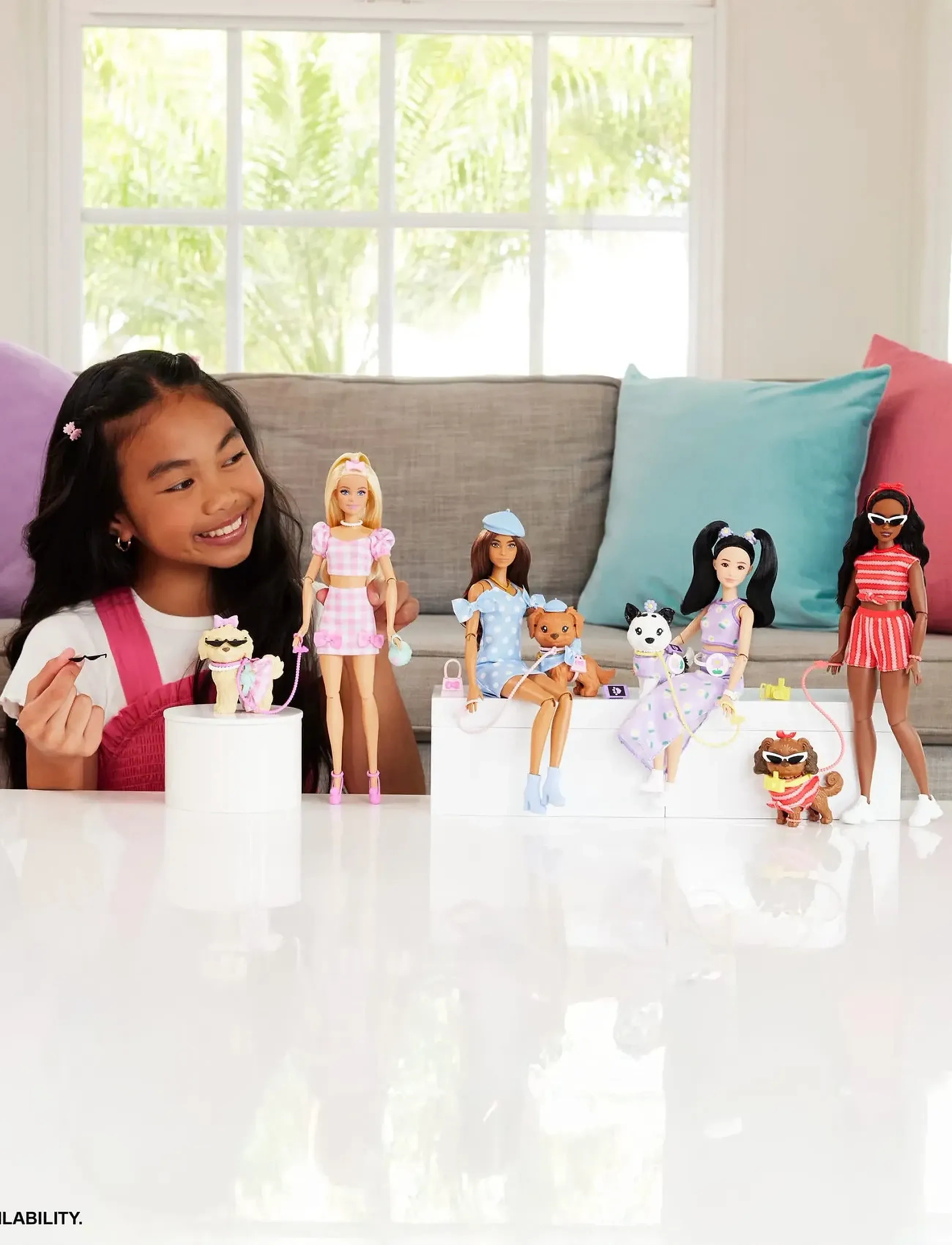 Barbie Twinning Looks Fashion Doll With Pet Dog, Matching Pink Clothes & Accessories, Blonde, Børn, Dolls, Pink, Str: ONE SIZE