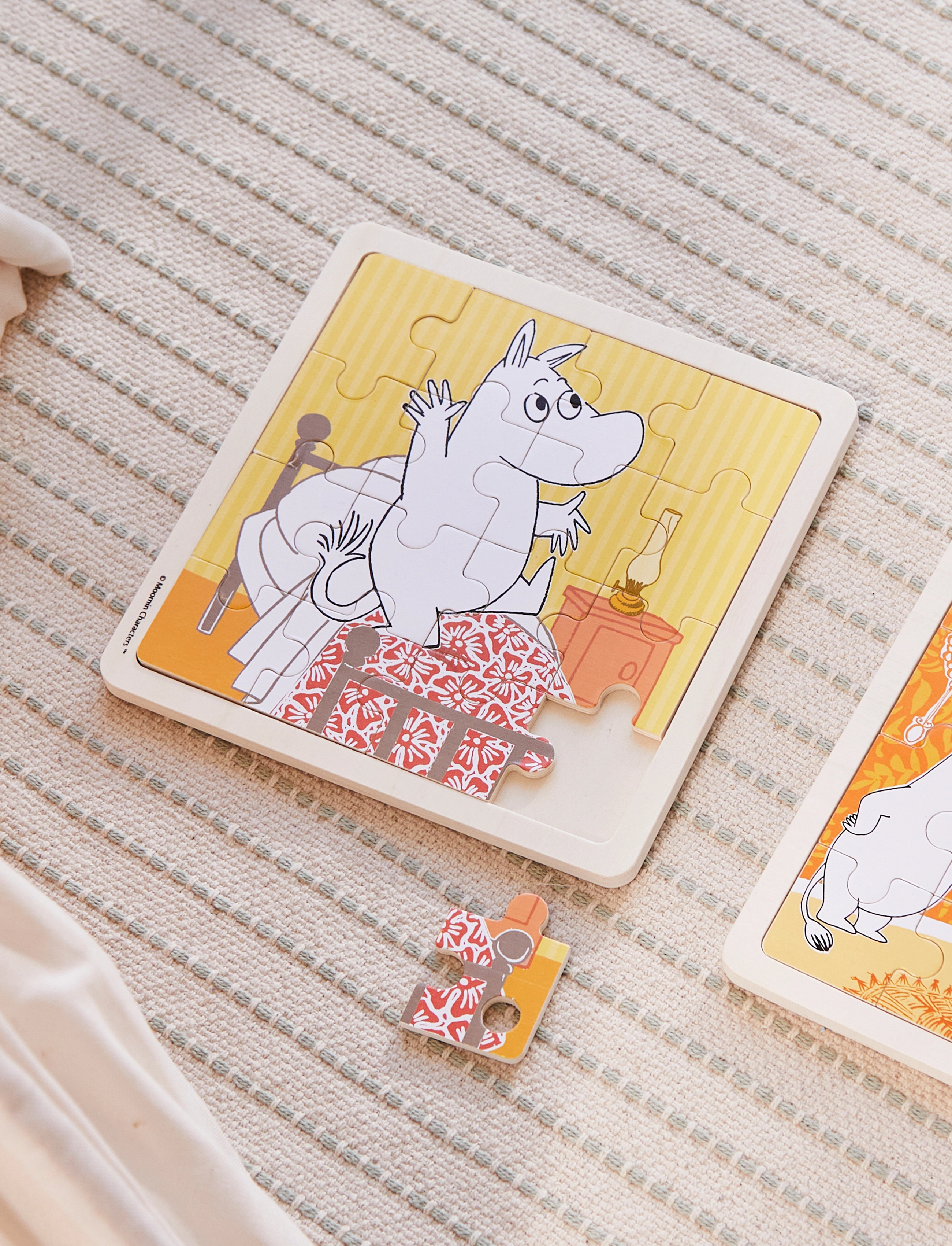 MUMIN Moomin - Wooden Square Puzzle - Bedtime Jumping, One Size, Multi/patterned, Puslespil > Puslespil Af Træ, Børn