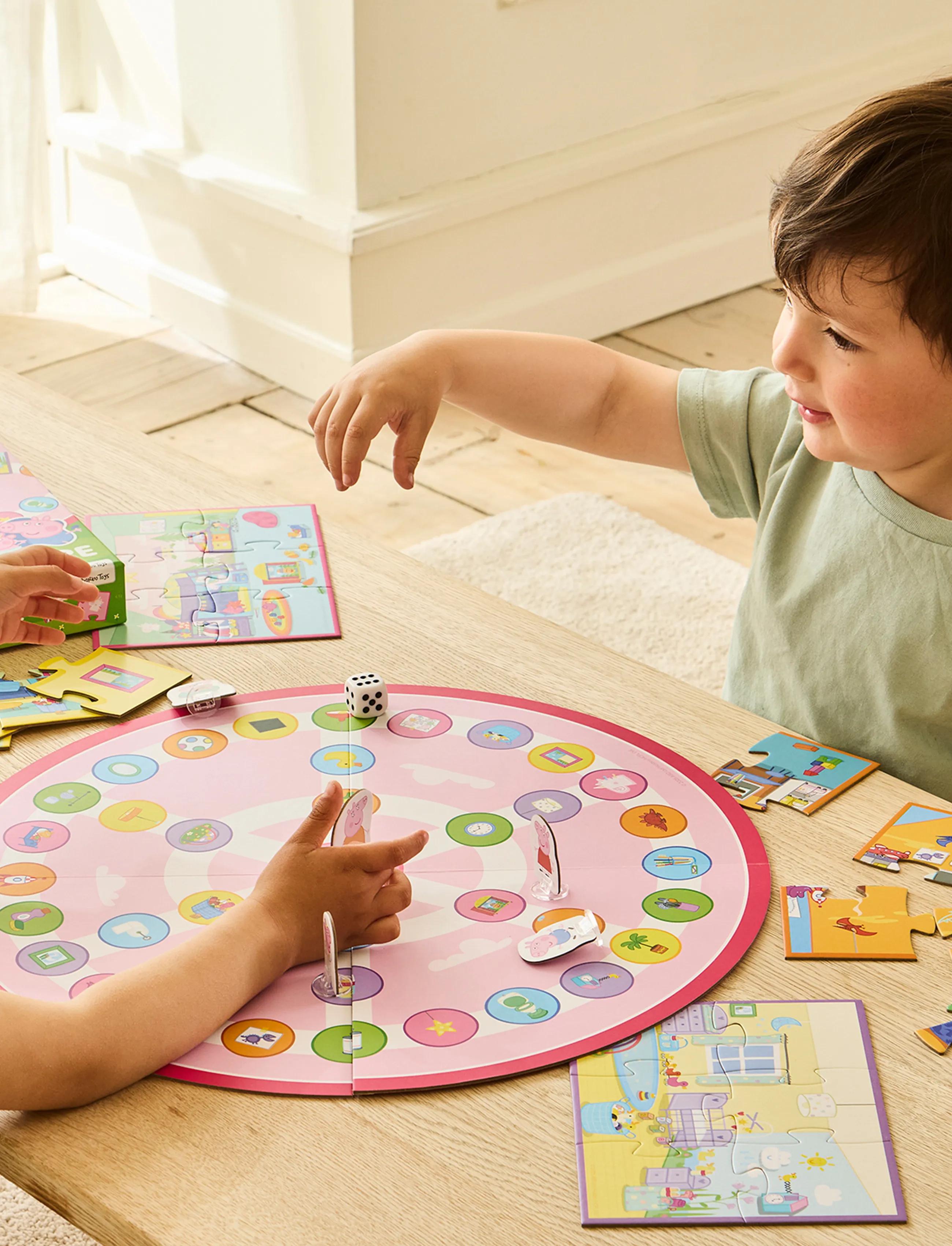 Gurli Gris Peppa Pig House Adventure Game, One Size, Games, Mehrfarbig/gemustert - Board Kinder
