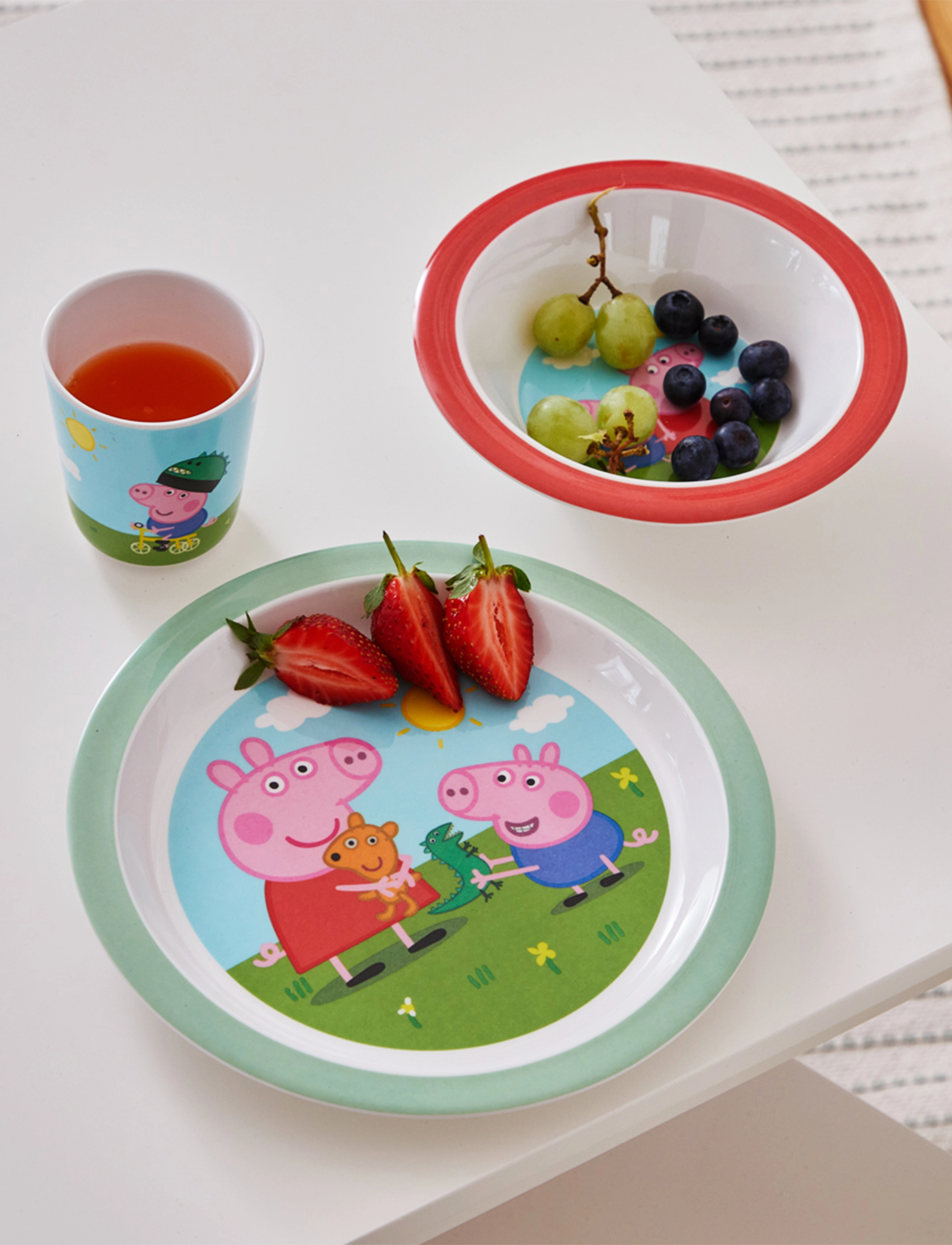 Barbo Toys - Peppa Pig - 3 Piece Melamine set - multiple color - 3