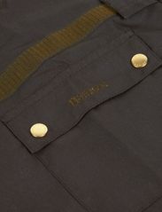 Barbour - Barbour 2 in 1 Wax Dog - koerte riided - olive - 2