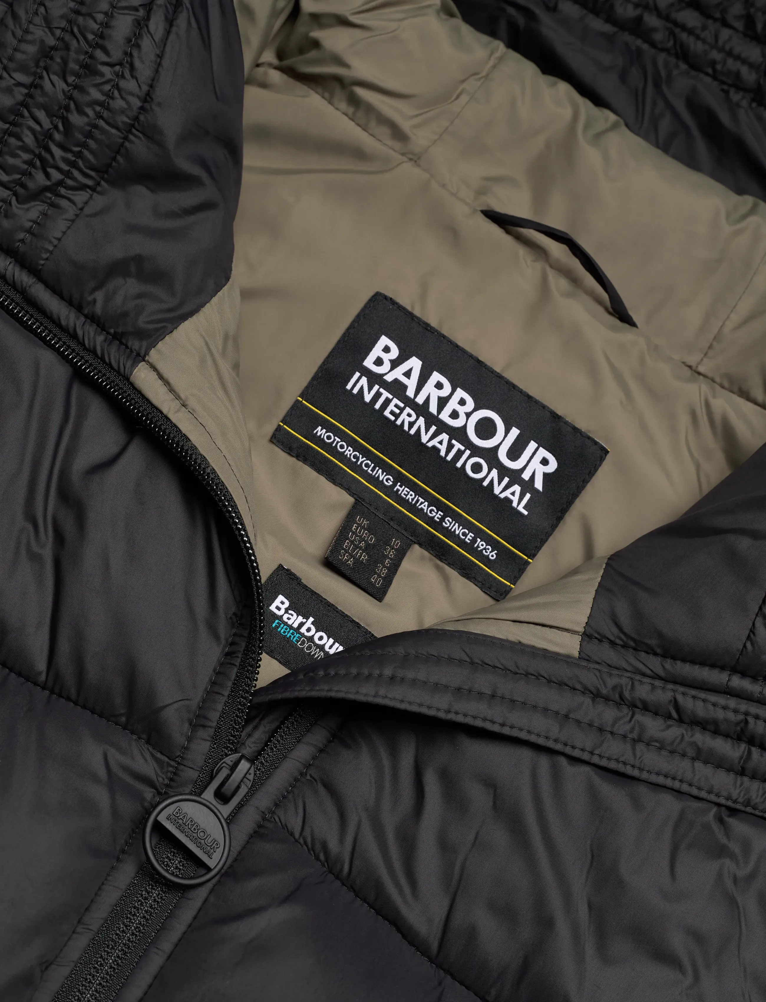 Barbour - B.Intl Cecilla Puffer Gilet - frühlingsjacken - black - 2