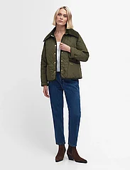 Barbour - Barbour Gosford Quilt - quilted jackets - army green - 3