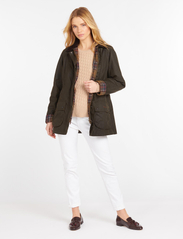 Barbour - Classic Beadnell - quiltade jackor - olive - 6
