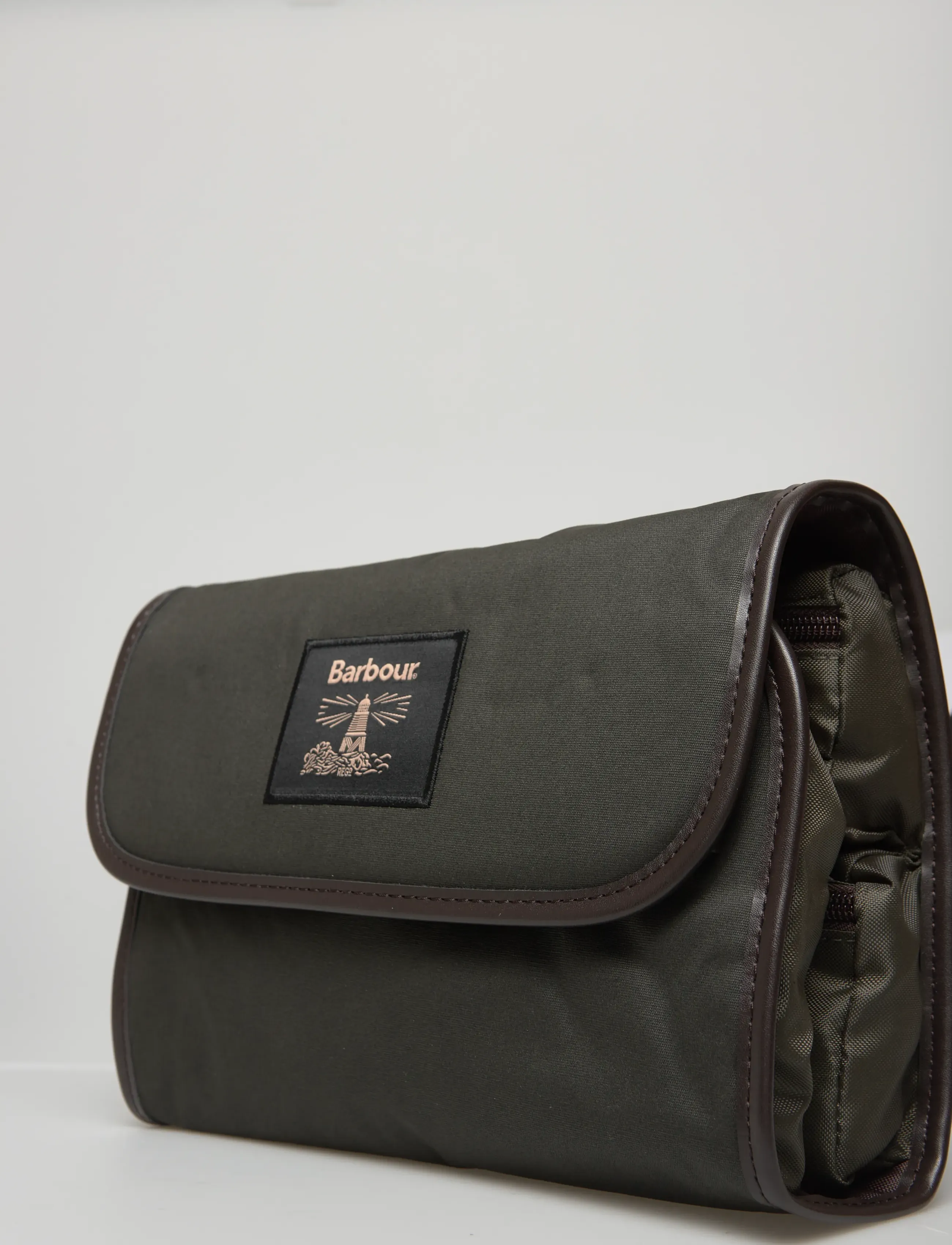 Barbour - Barbour Wax Hanging Washbag - nach anlass kaufen - olive - 3