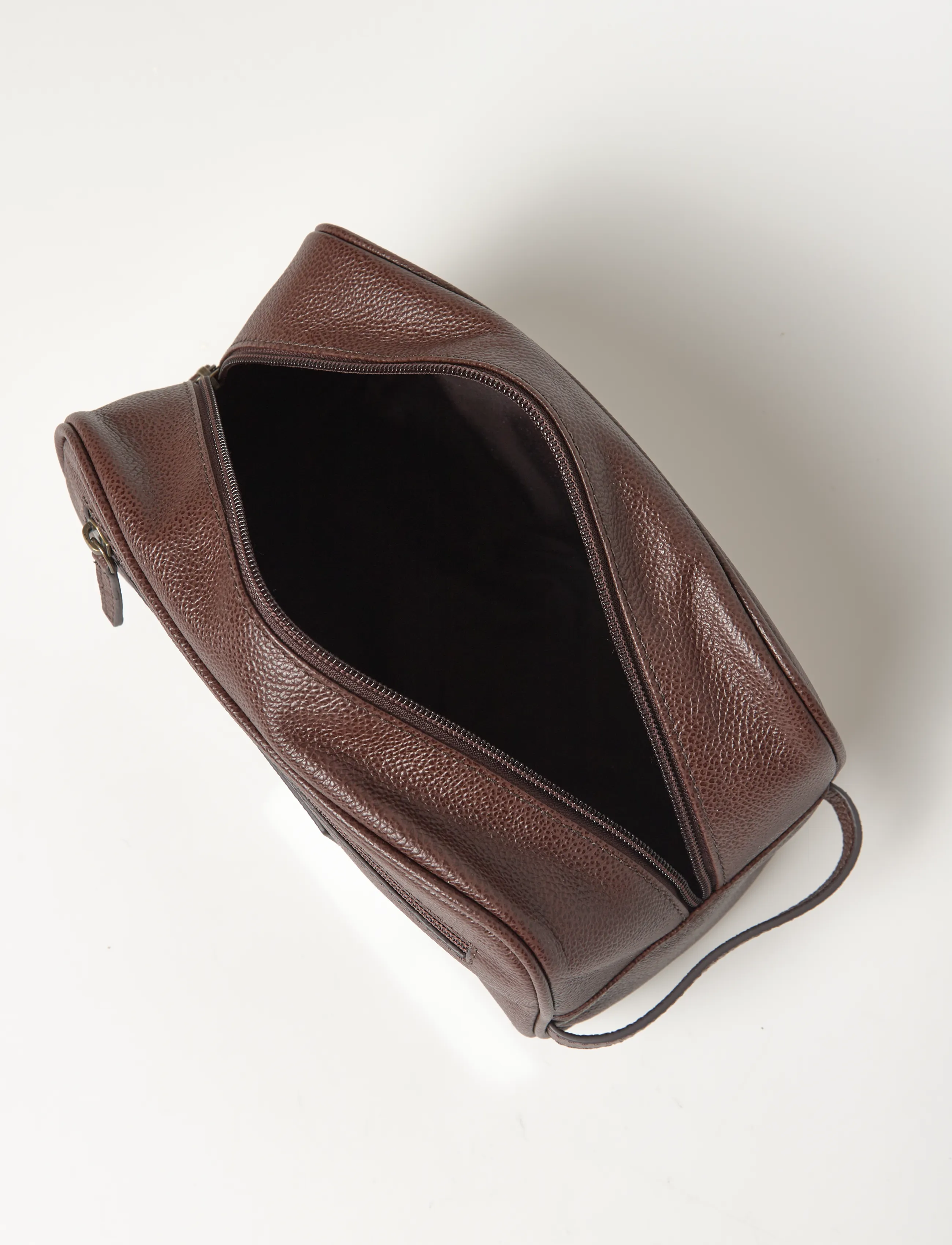 Barbour - Barbour Leather Washbag - shoppa efter tillfälle - brown - 4