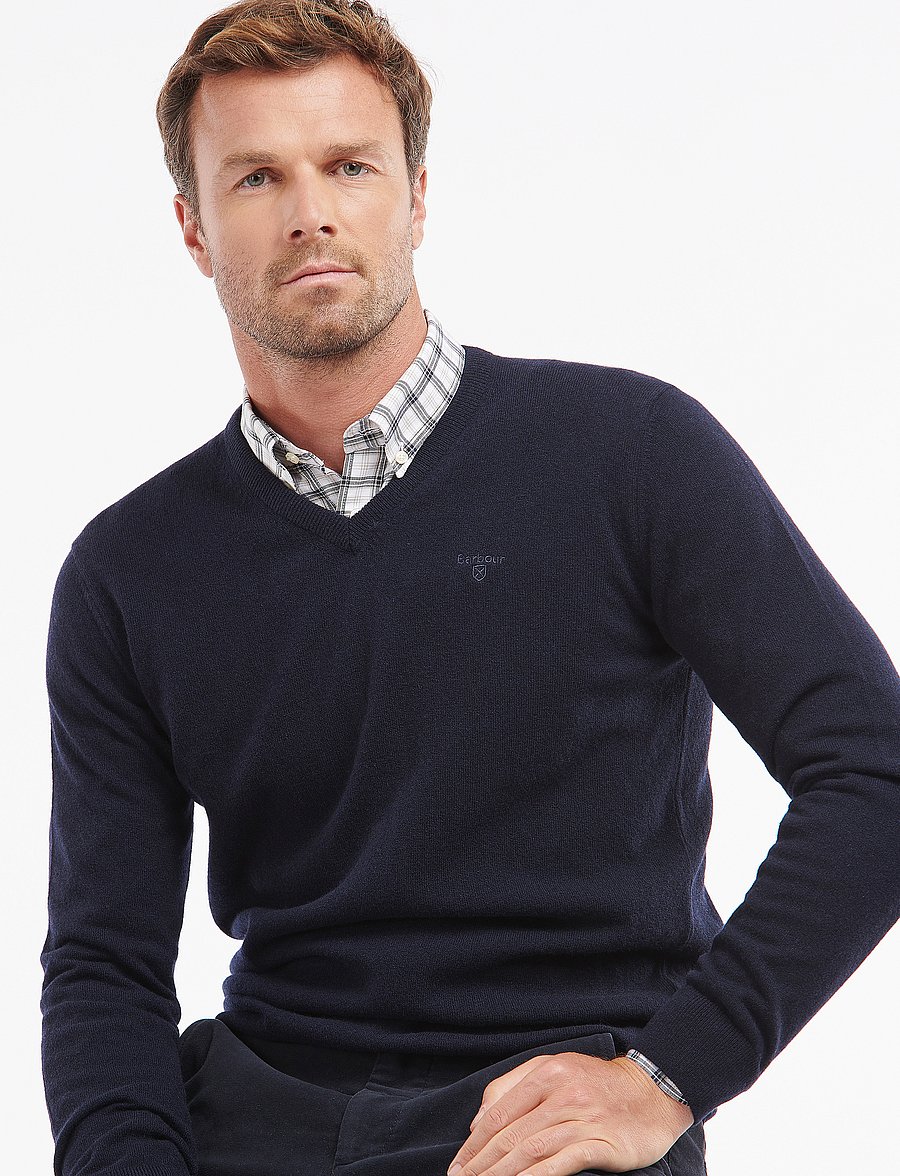 Barbour - Barbour Essential L/Wool V Neck Sweater - v-ausschnitt - navy - 0